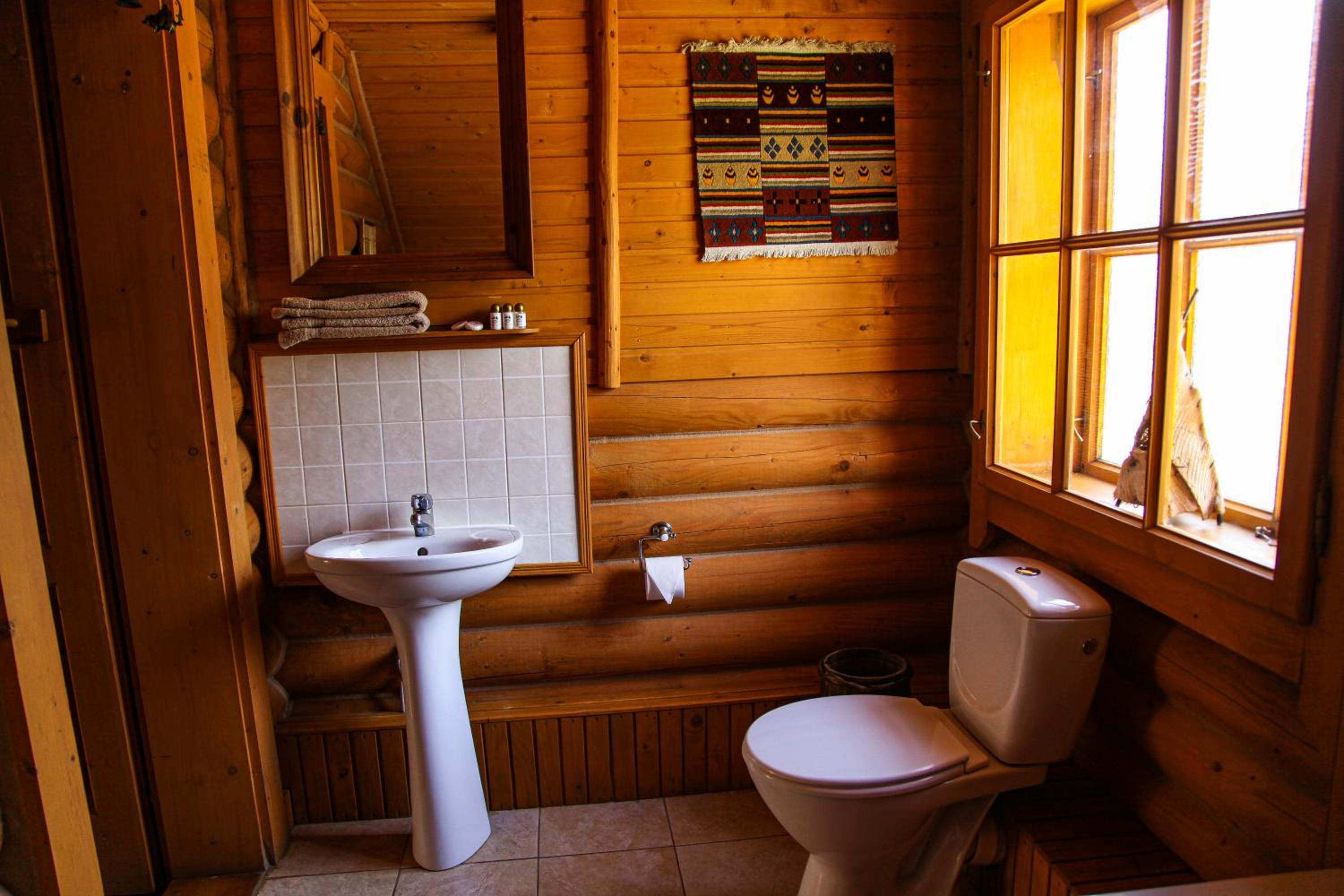 Deluxe Twin Room with Mountain View photo 3