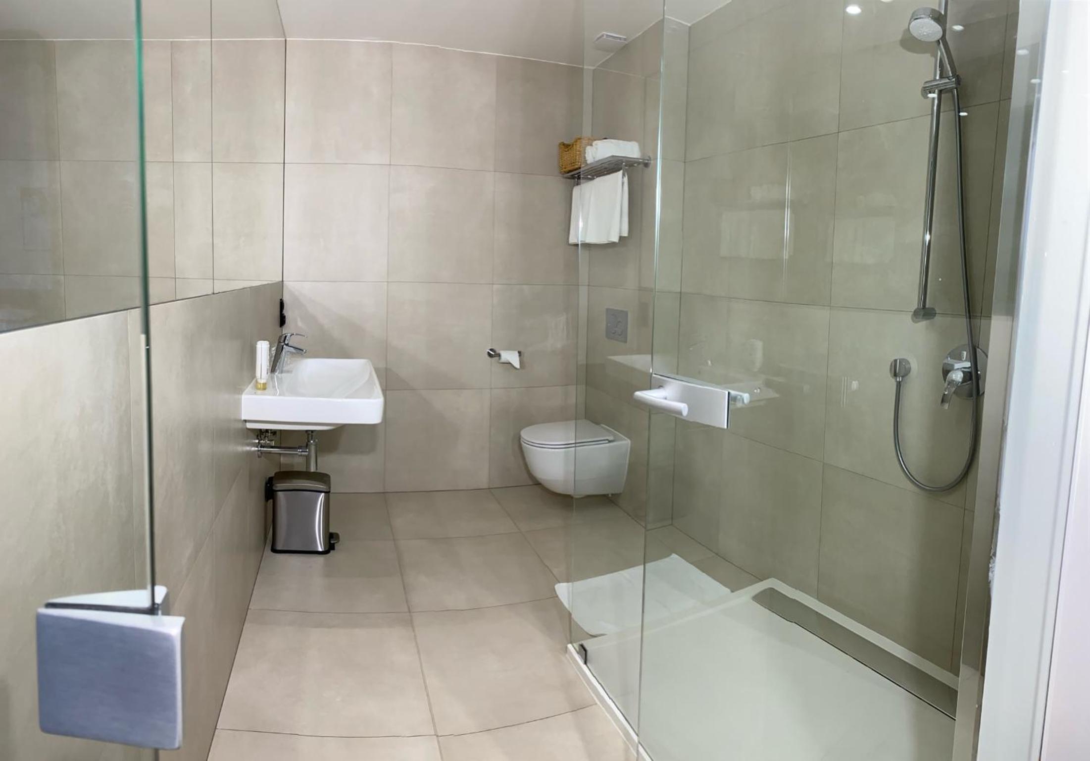 Comfort Business Double Room with Courtyard View - Photo 24