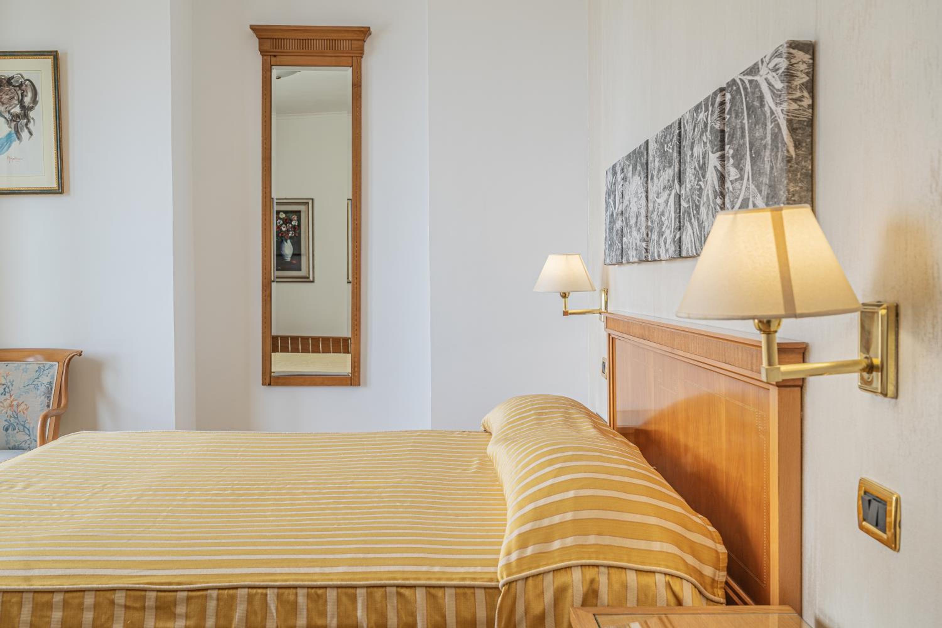 Superior Double Room with Terrace - Photo 13