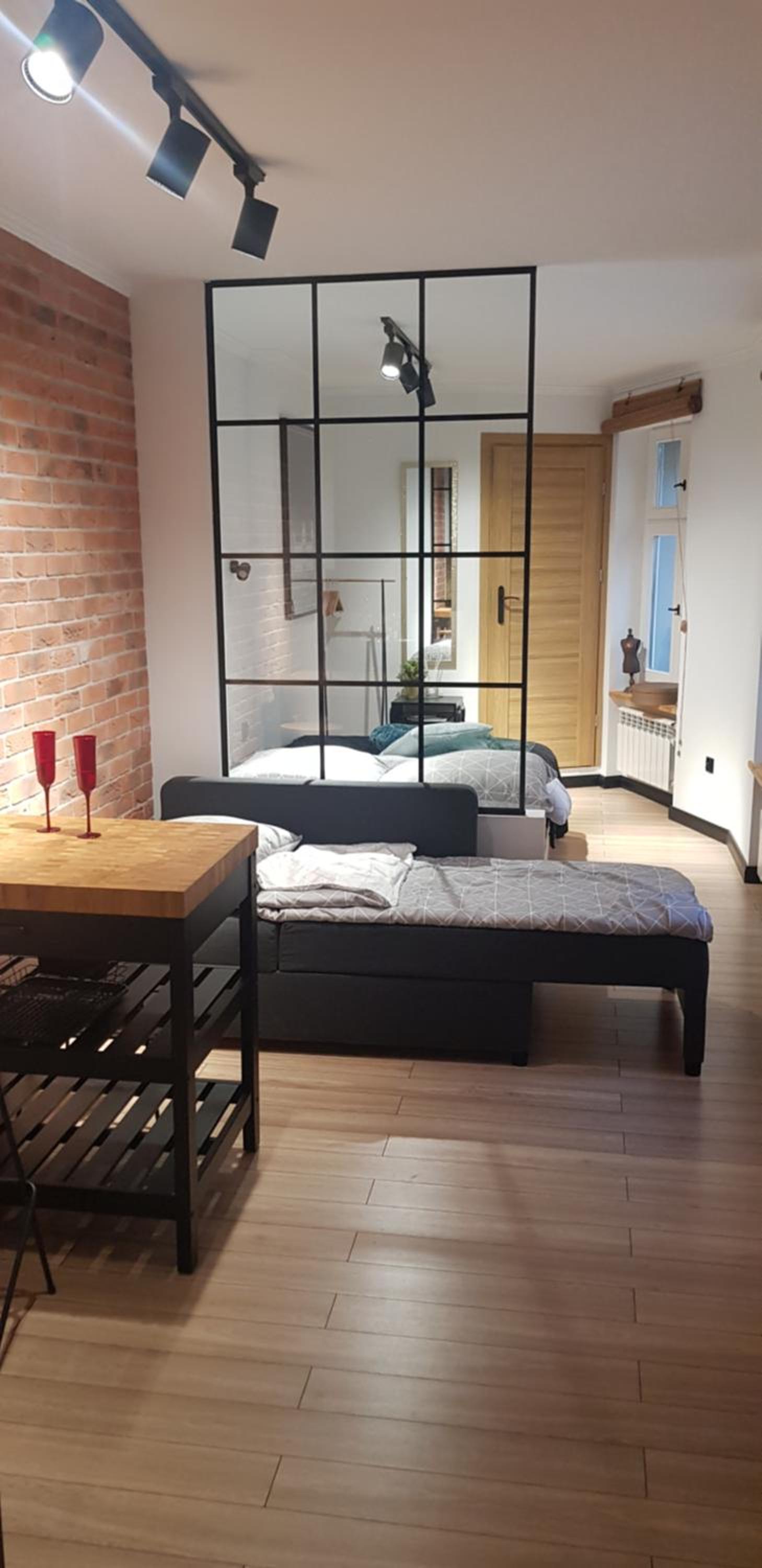 One-Bedroom Apartment - Photo 32