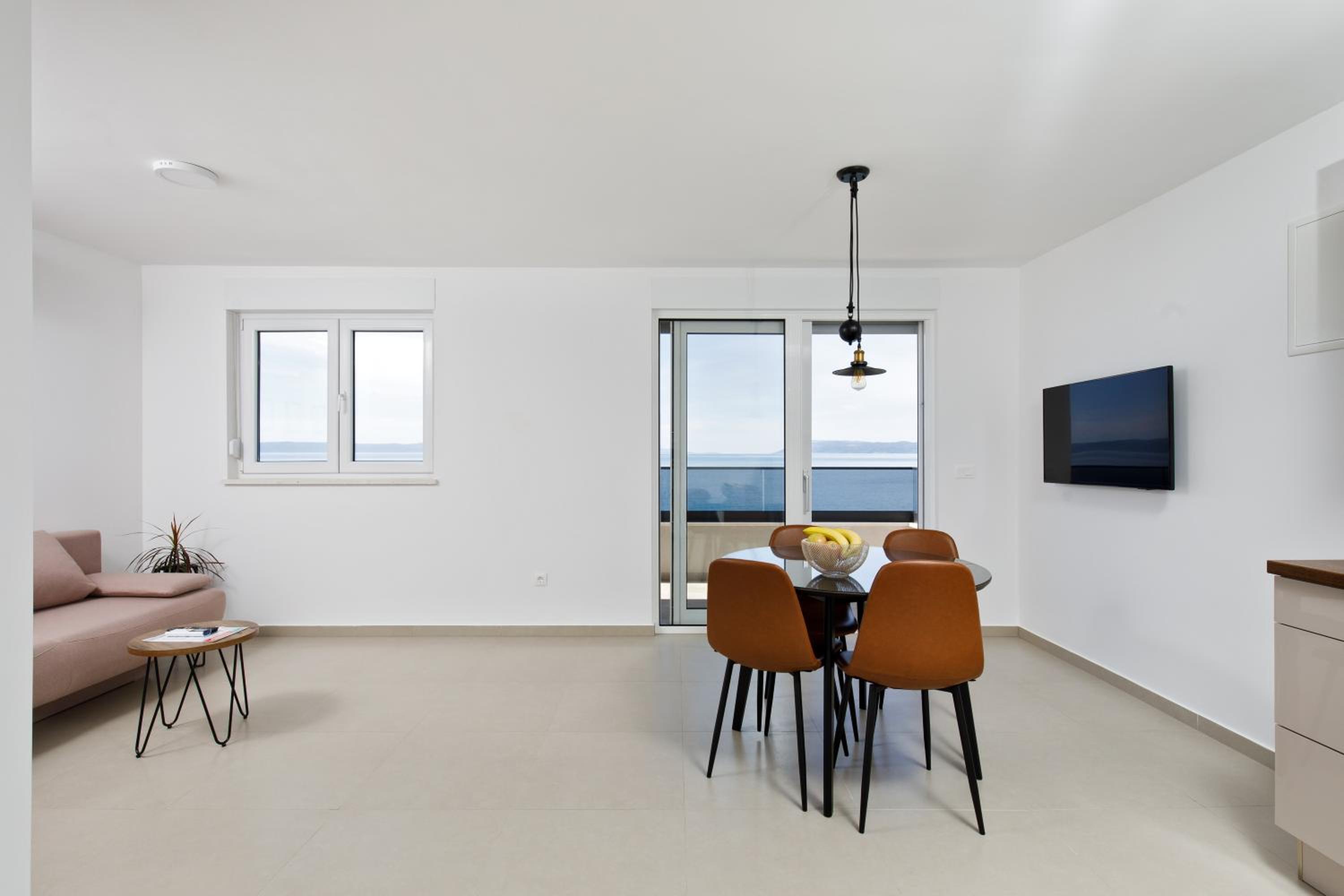 Apartment with Sea View (3rd Floor) photo 3