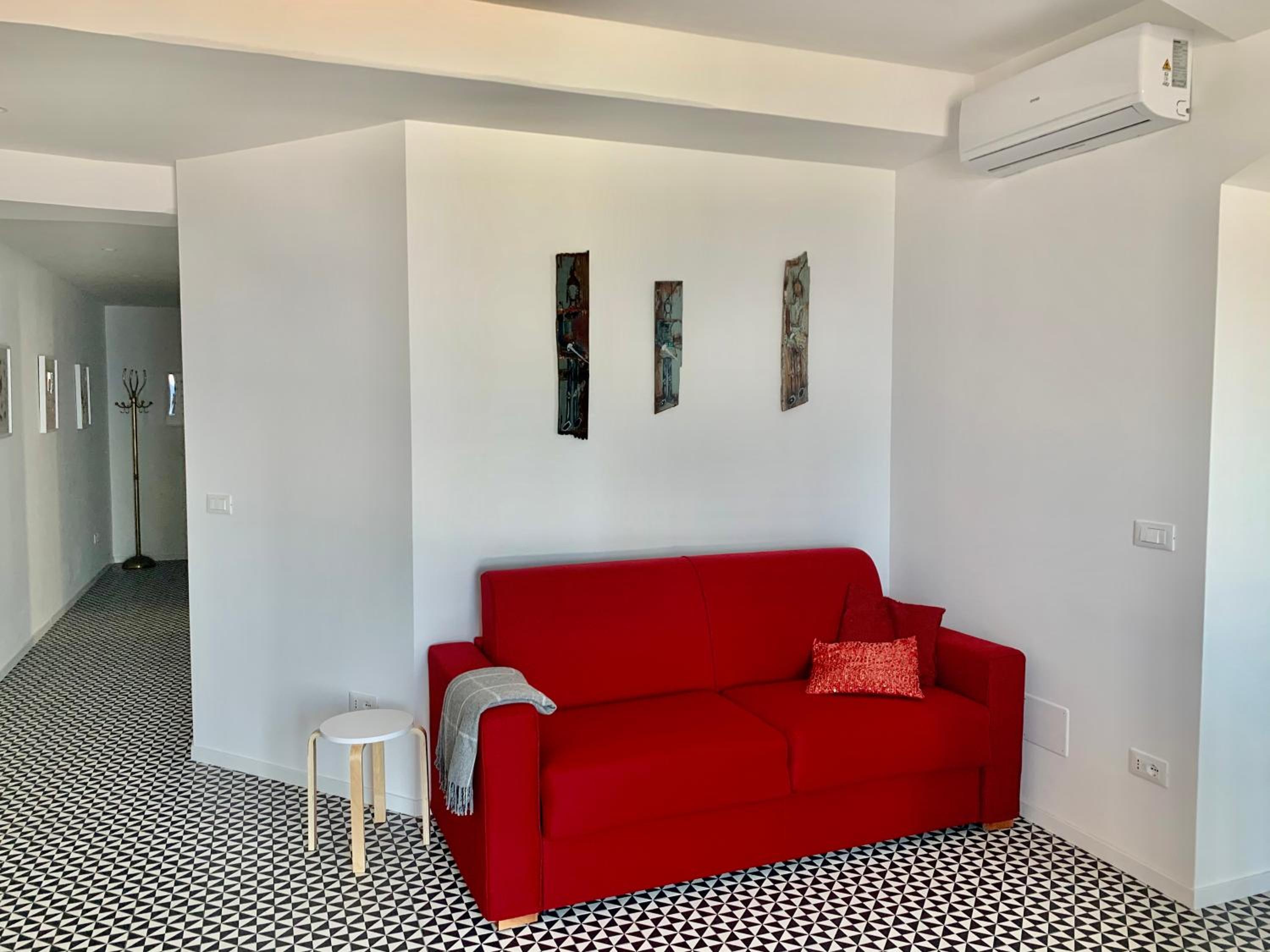 Deluxe Apartment