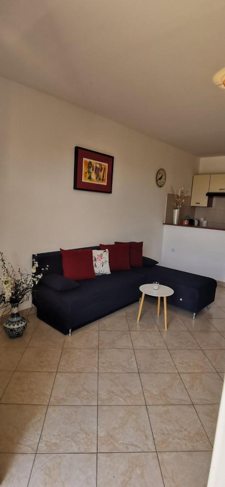 Comfort One-Bedroom Apartment with Terrace