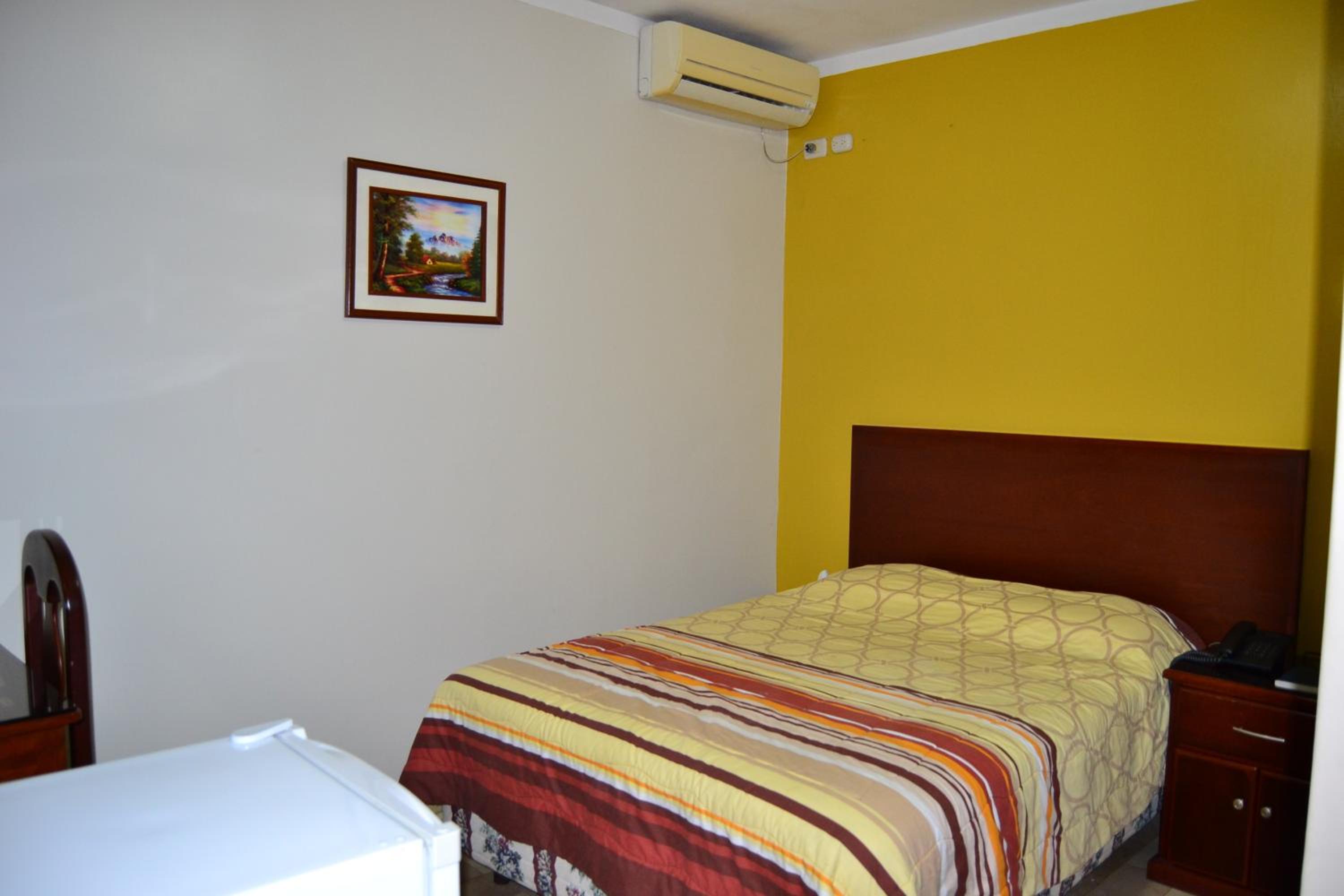 Single Room photo 1
