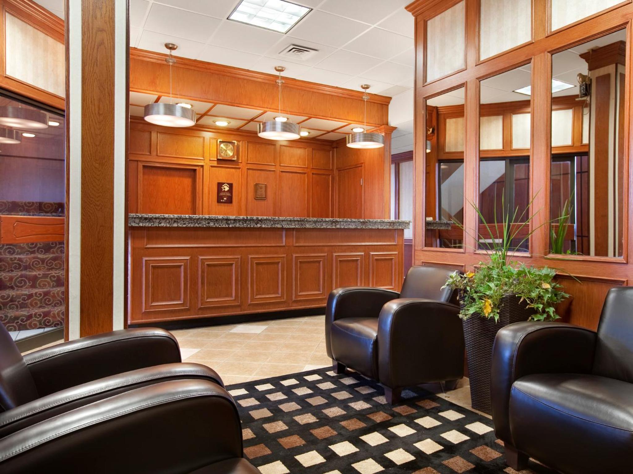 King Room - Non-Smoking - Photo 3