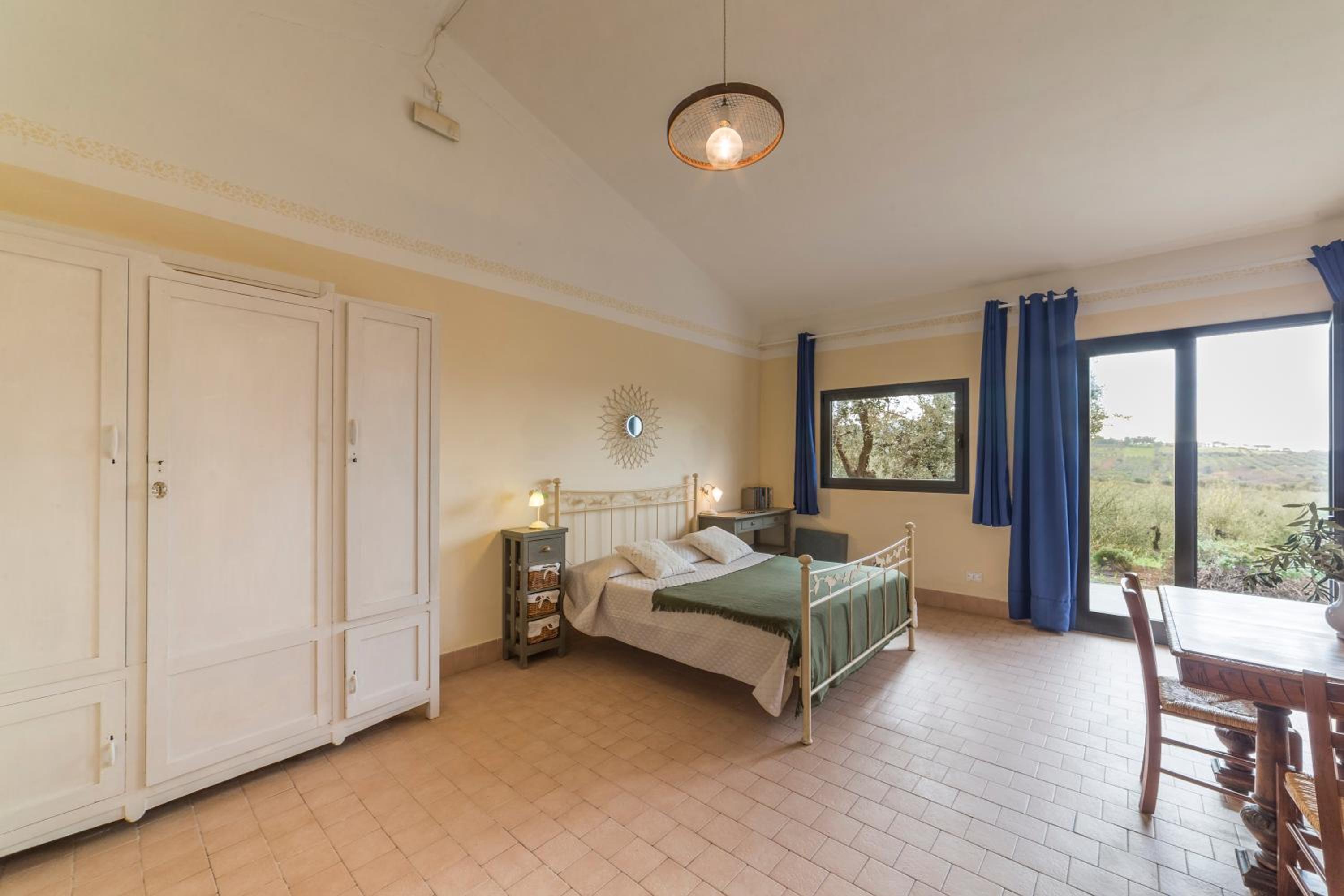 Double Room with Private Bathroom photo 1
