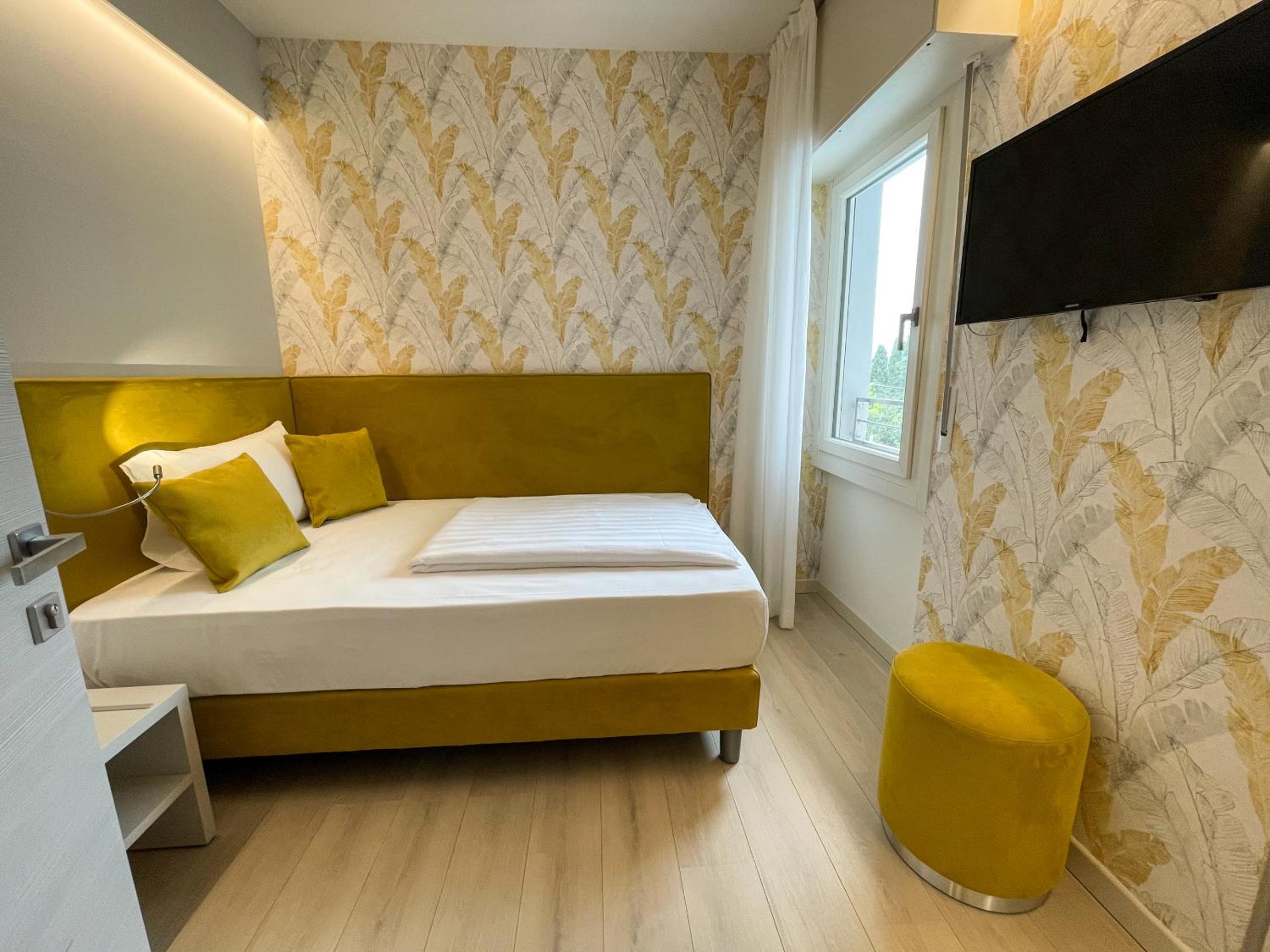 Single Room photo 1