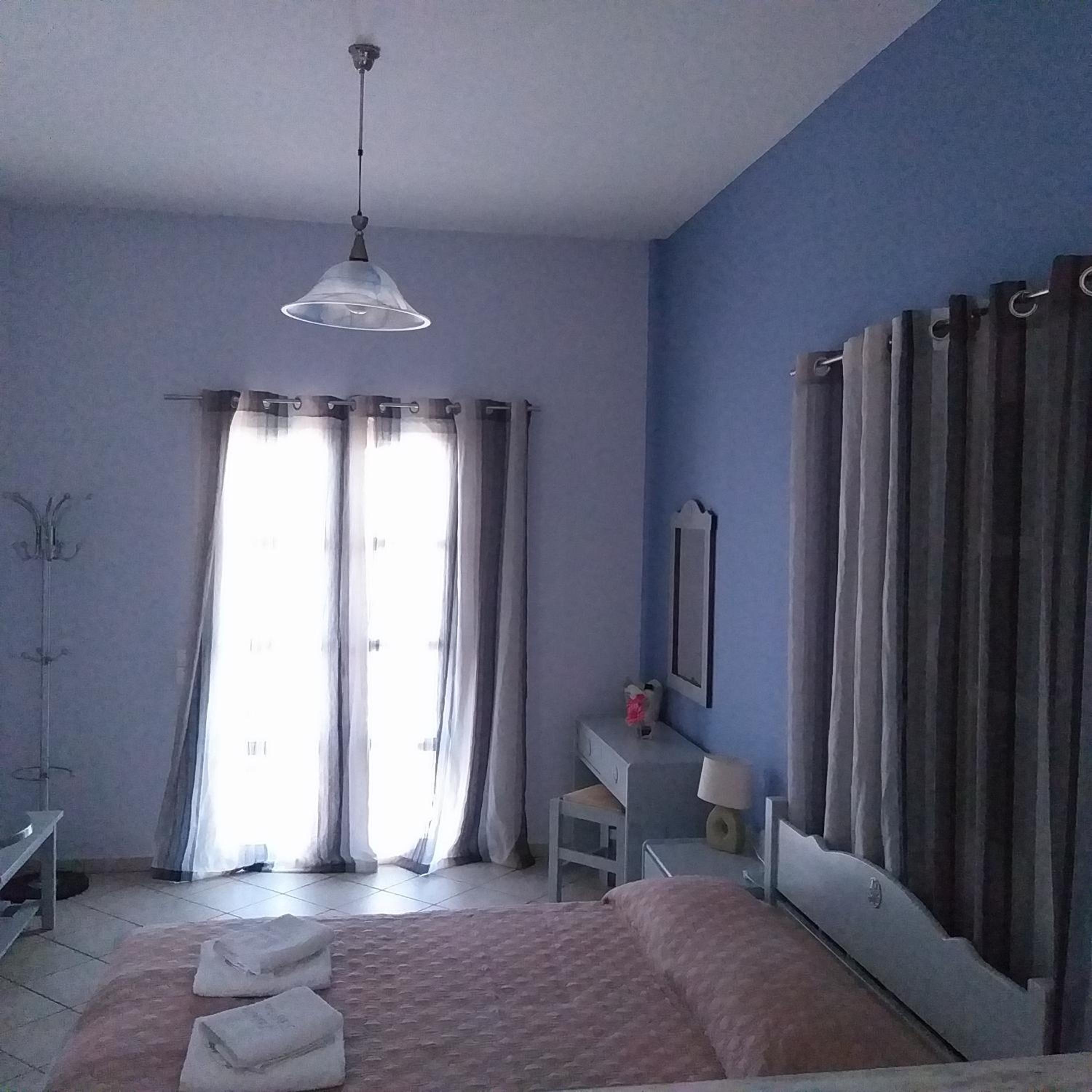 Studio (2 Adults) with Sea View photo 2