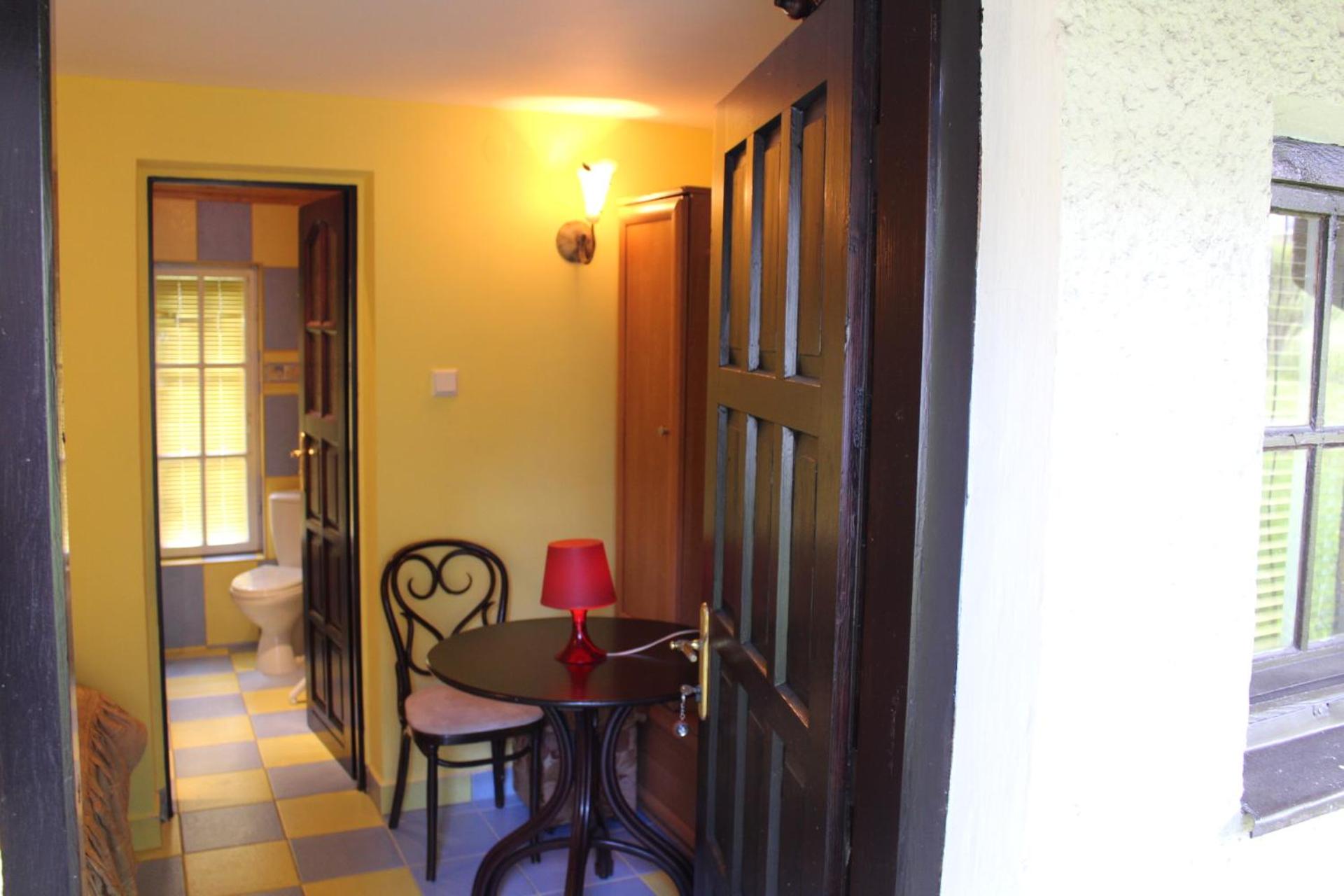One-Bedroom Chalet - Photo 10