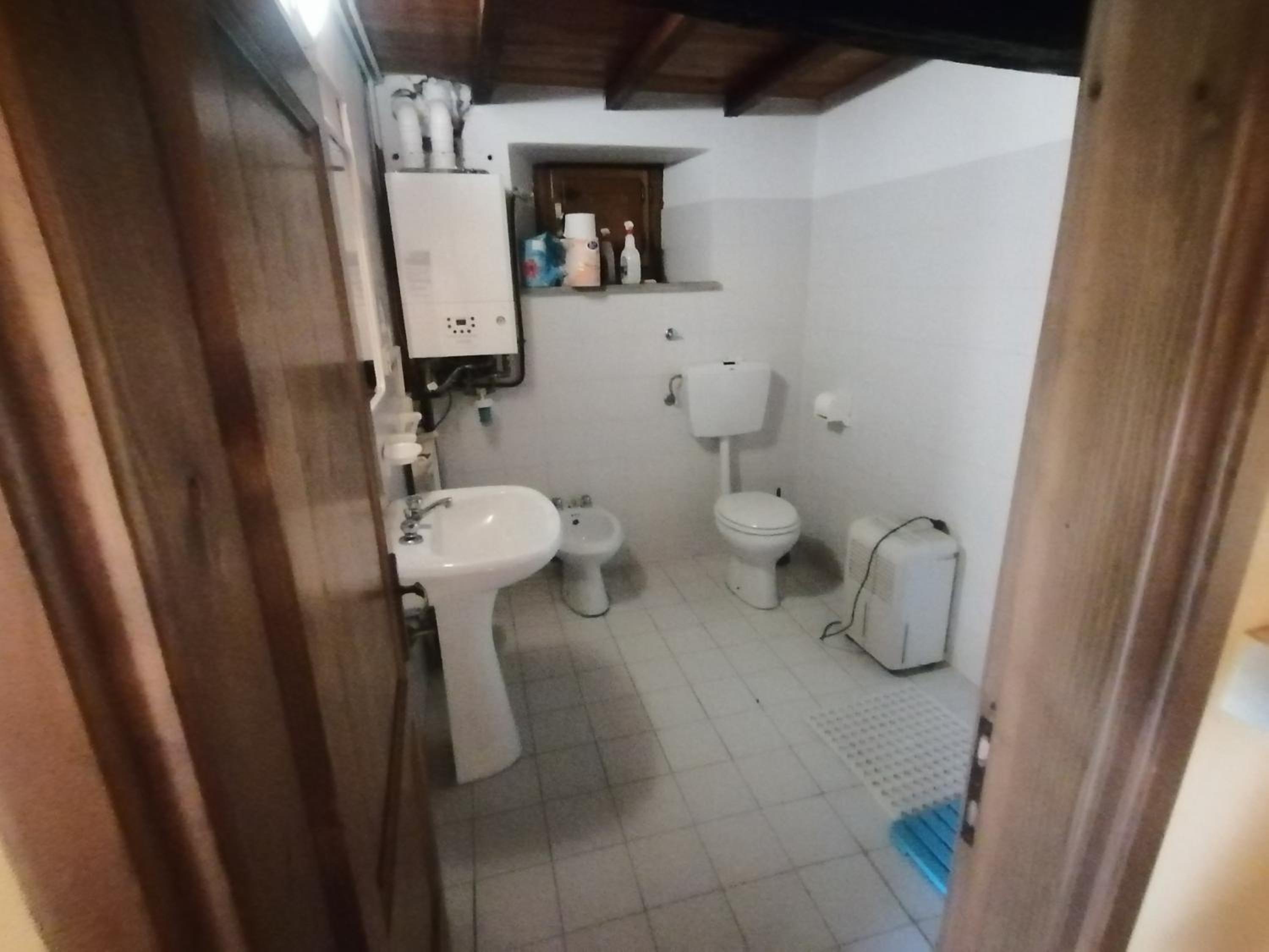 One-Bedroom House - Photo 4