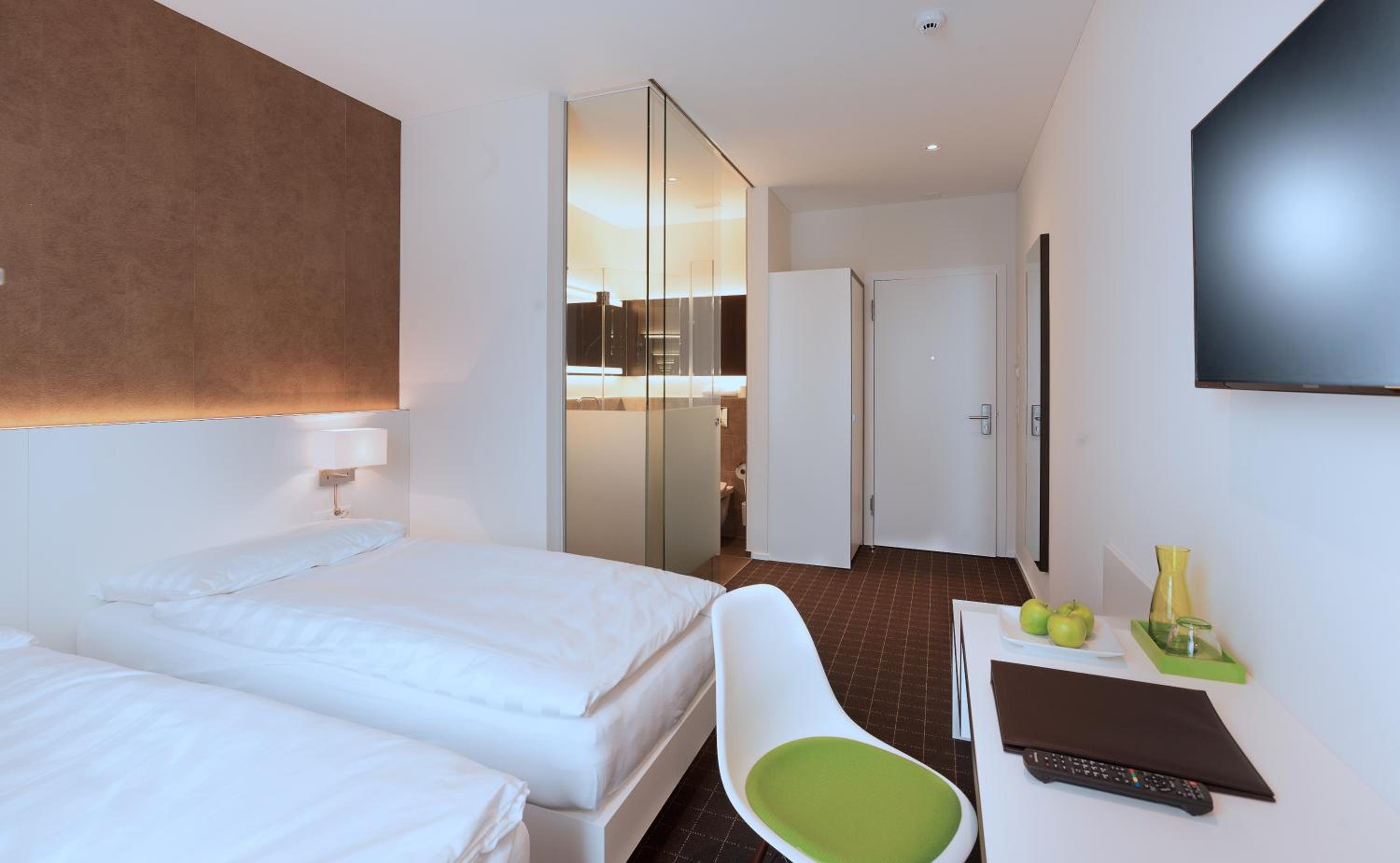 Standard Double or Twin Room photo 1