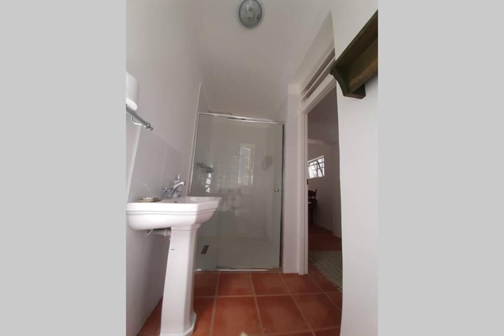 One-Bedroom House photo 2