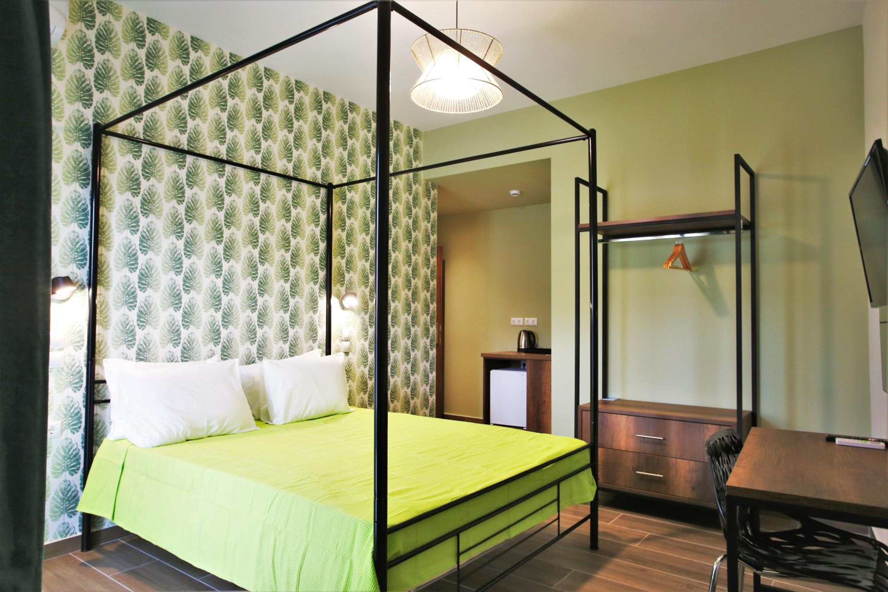 Deluxe Plus Room - Photo 6