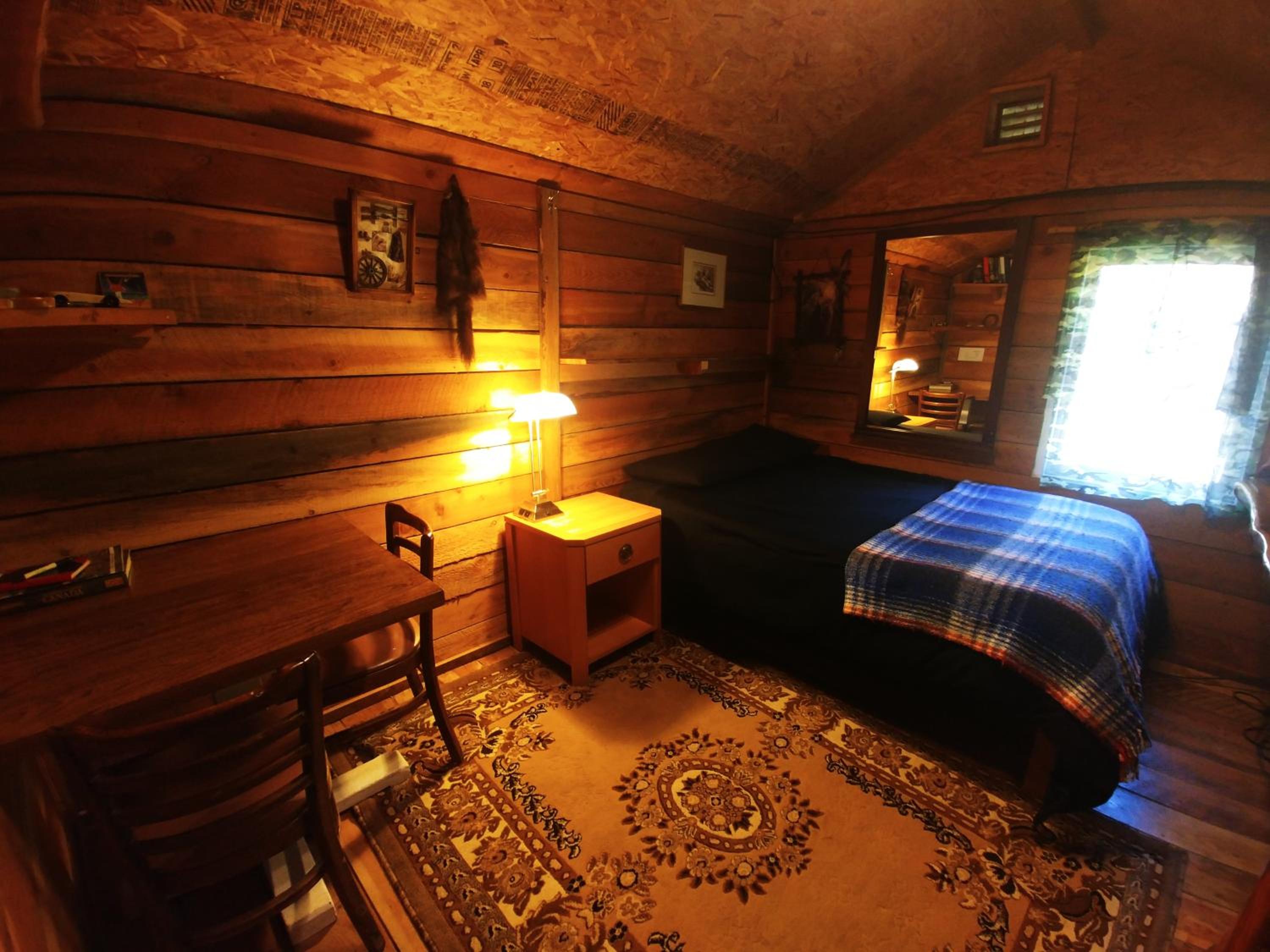 Budget Double Room - Hunter's Cabin photo 2