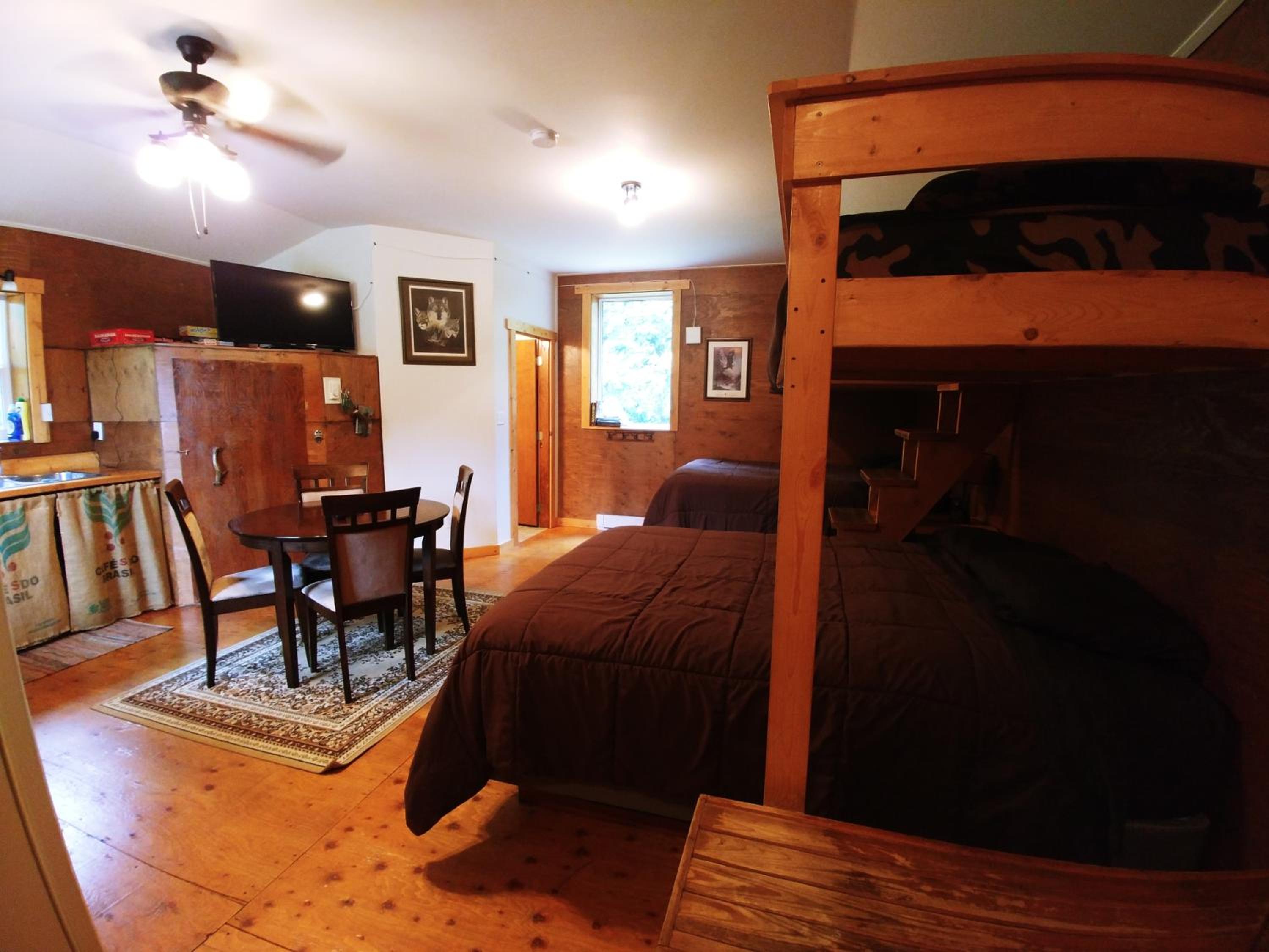 Standard Bungalow with Fan- Mudders Cabin photo 3