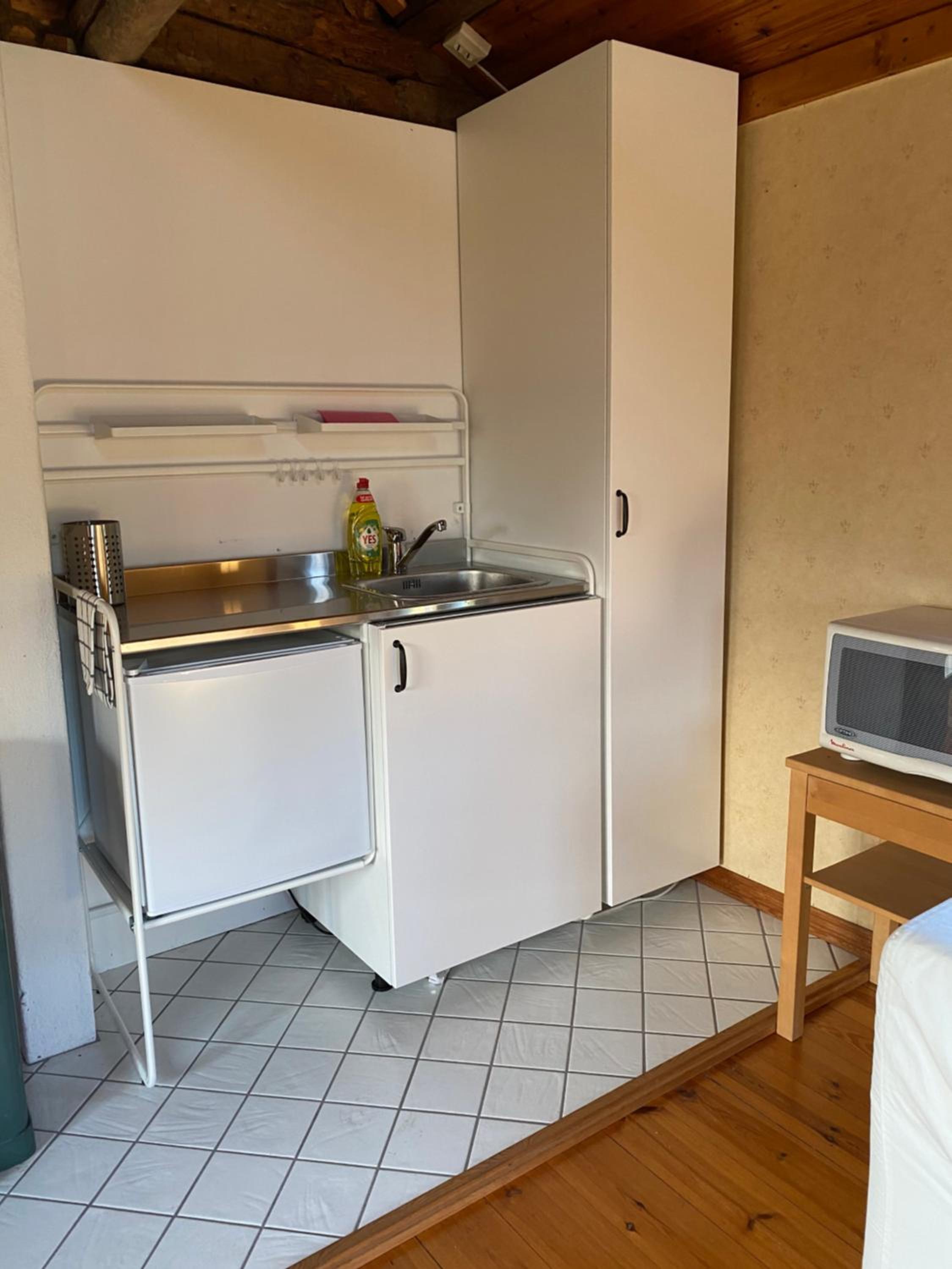 One-Bedroom House photo 1