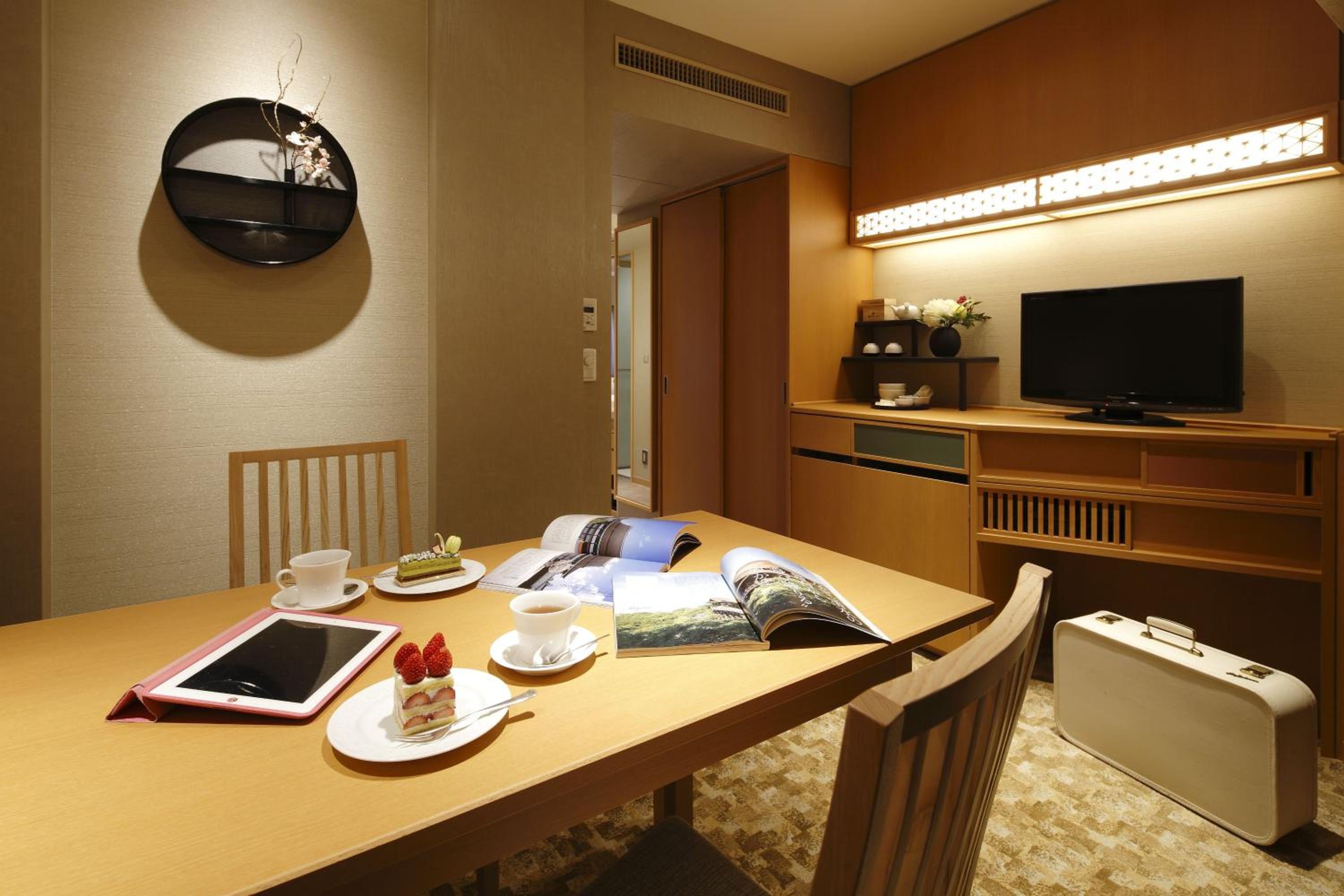 Premium Twin Room ‘En’ - Non-Smoking - Photo 8