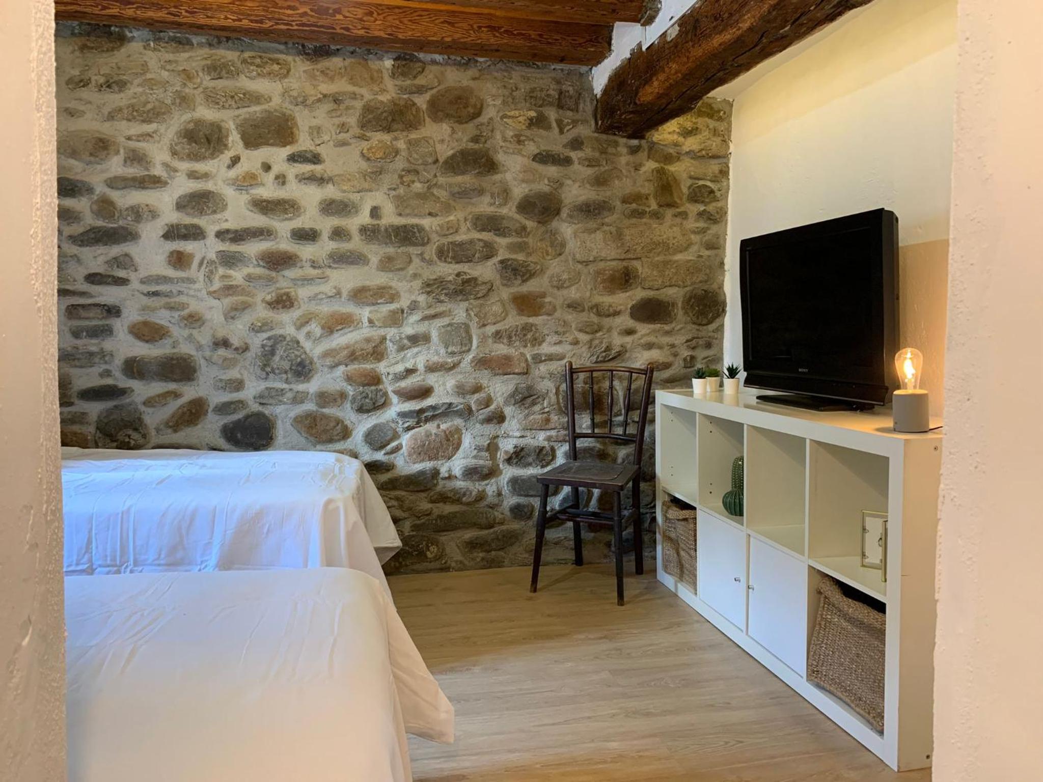 Standard Double Room - Photo 2
