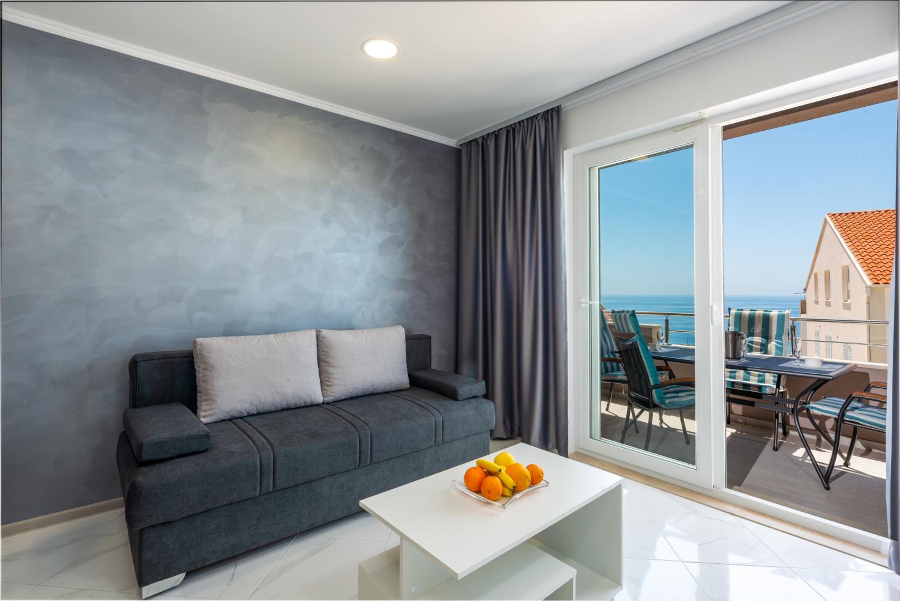 Two-Bedroom Apartment - Photo 3