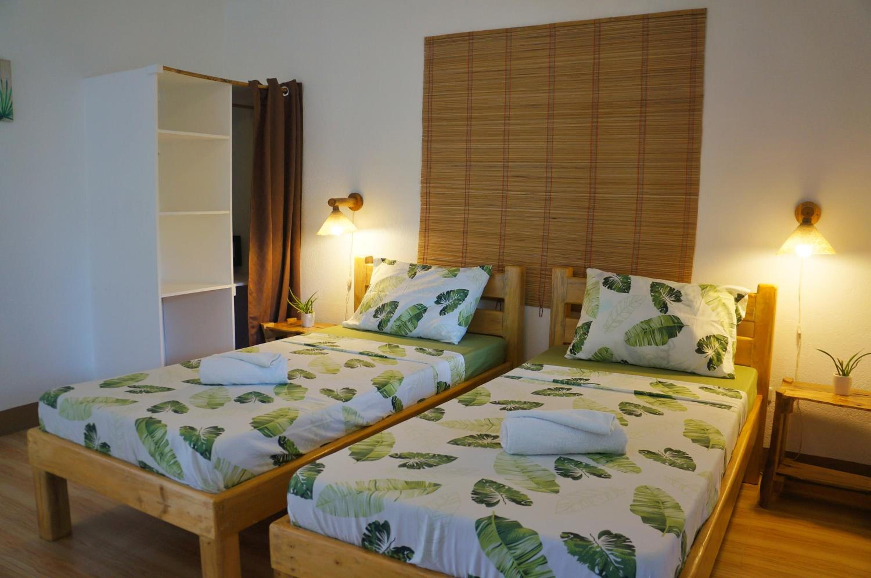 Twin Room - Photo 1