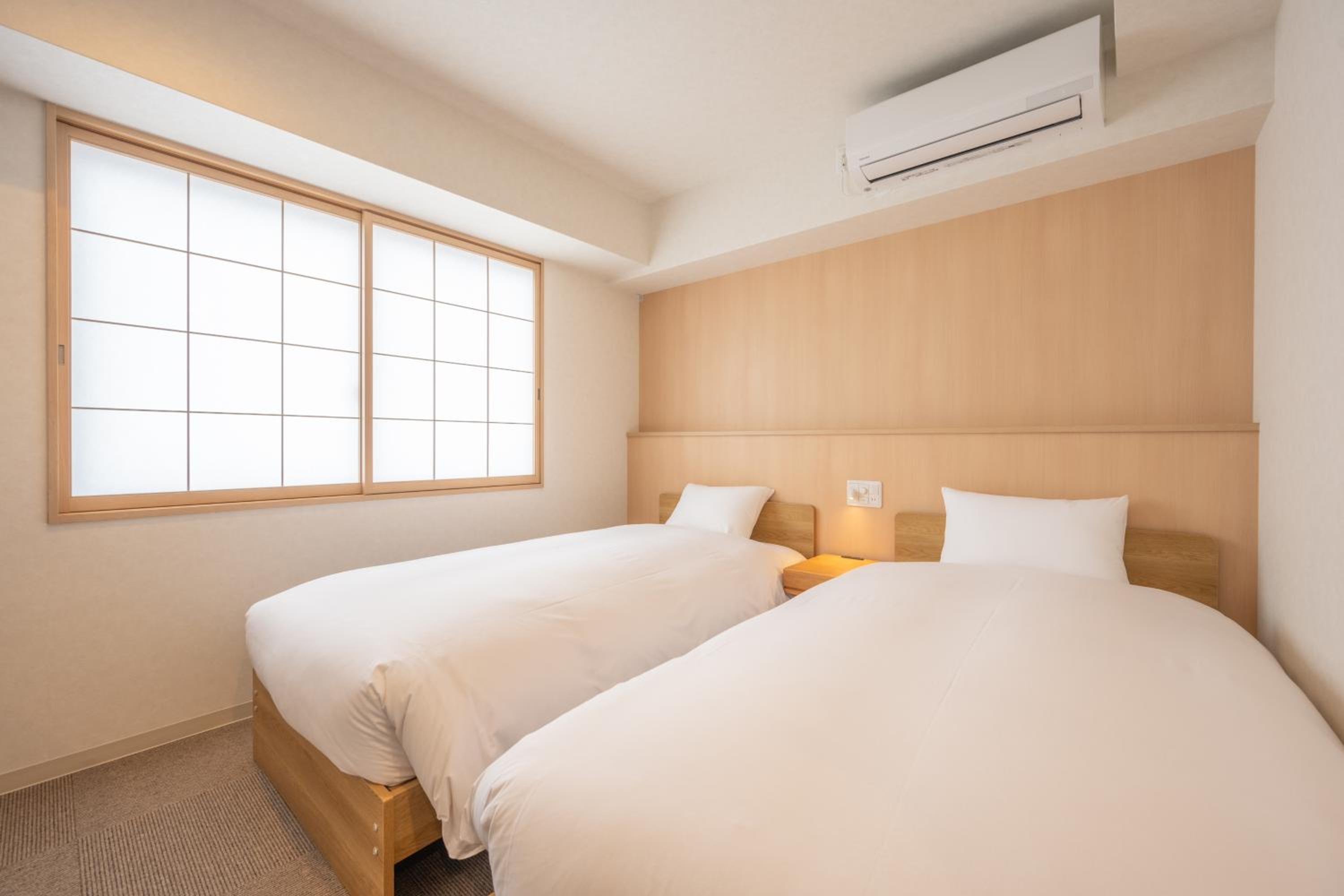 Twin Room - Photo 1