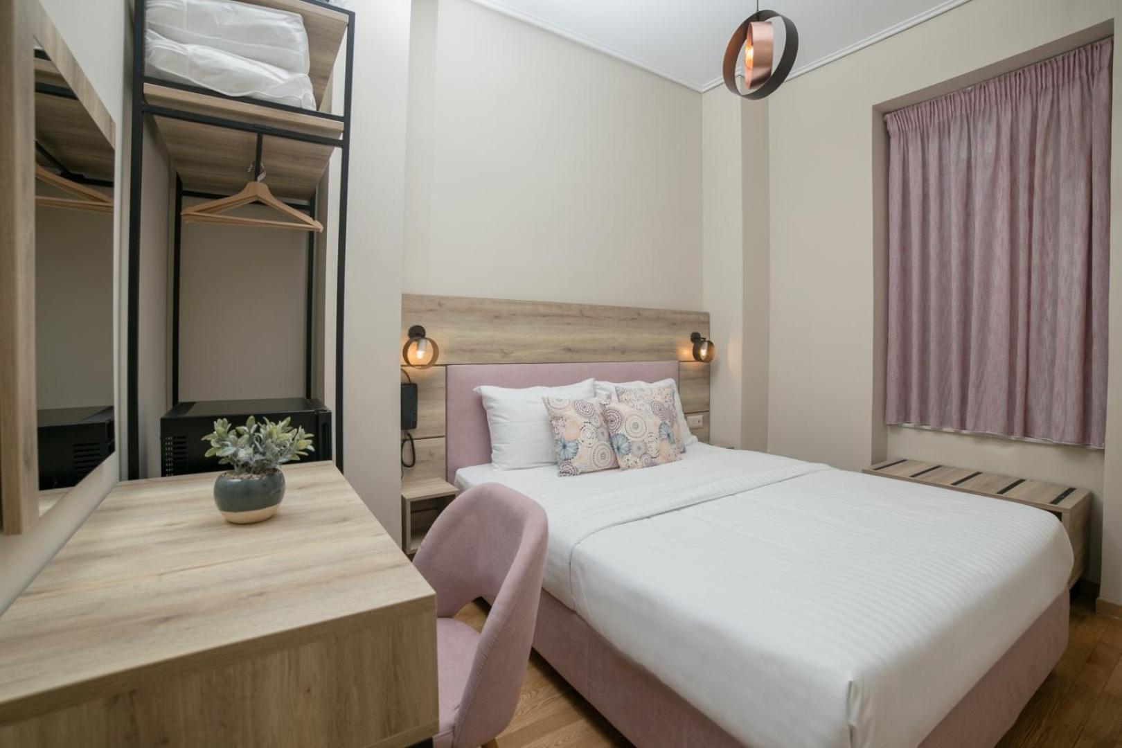 Double or Twin Room photo 3