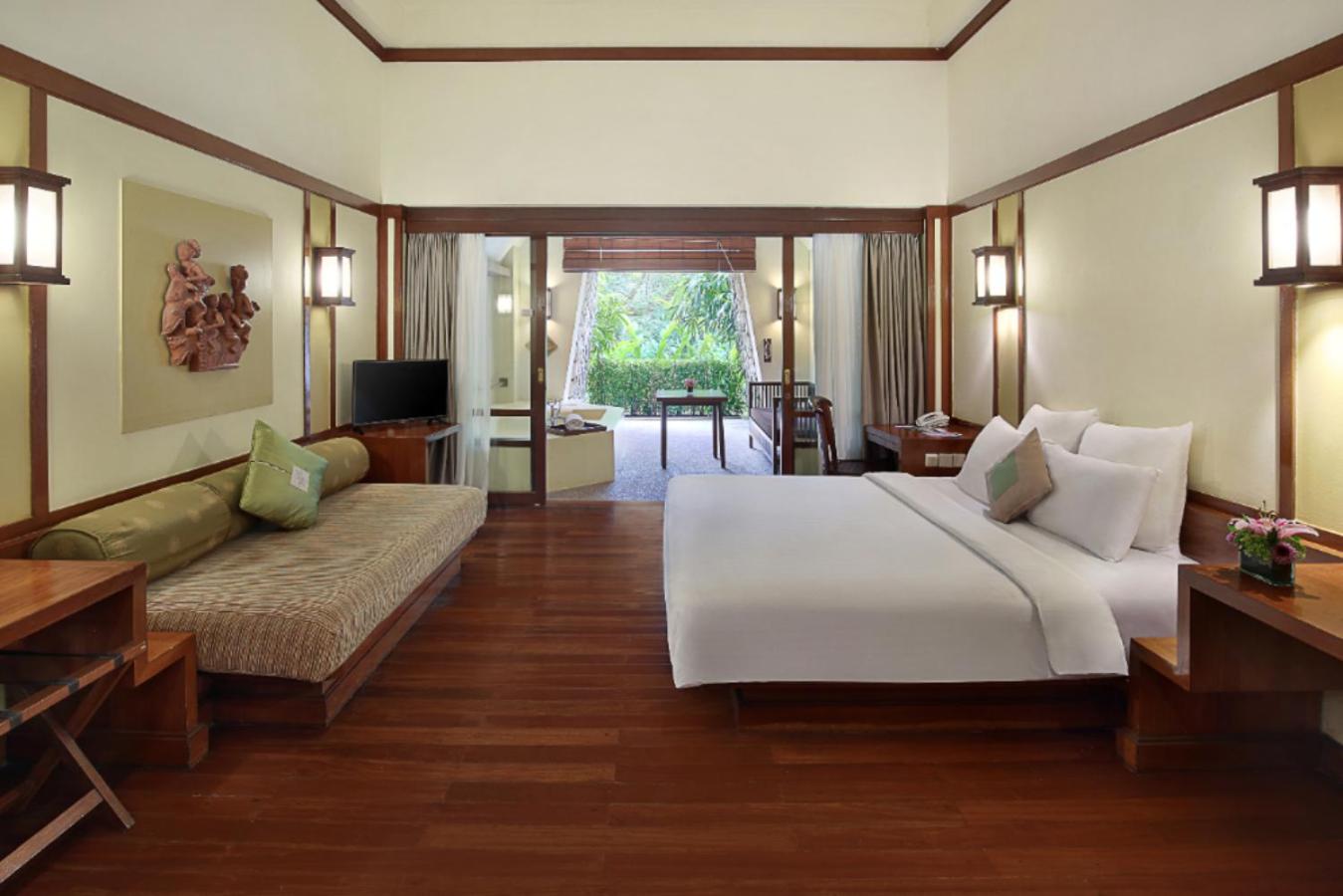 Deluxe Twin Room with Bathtub  photo 1