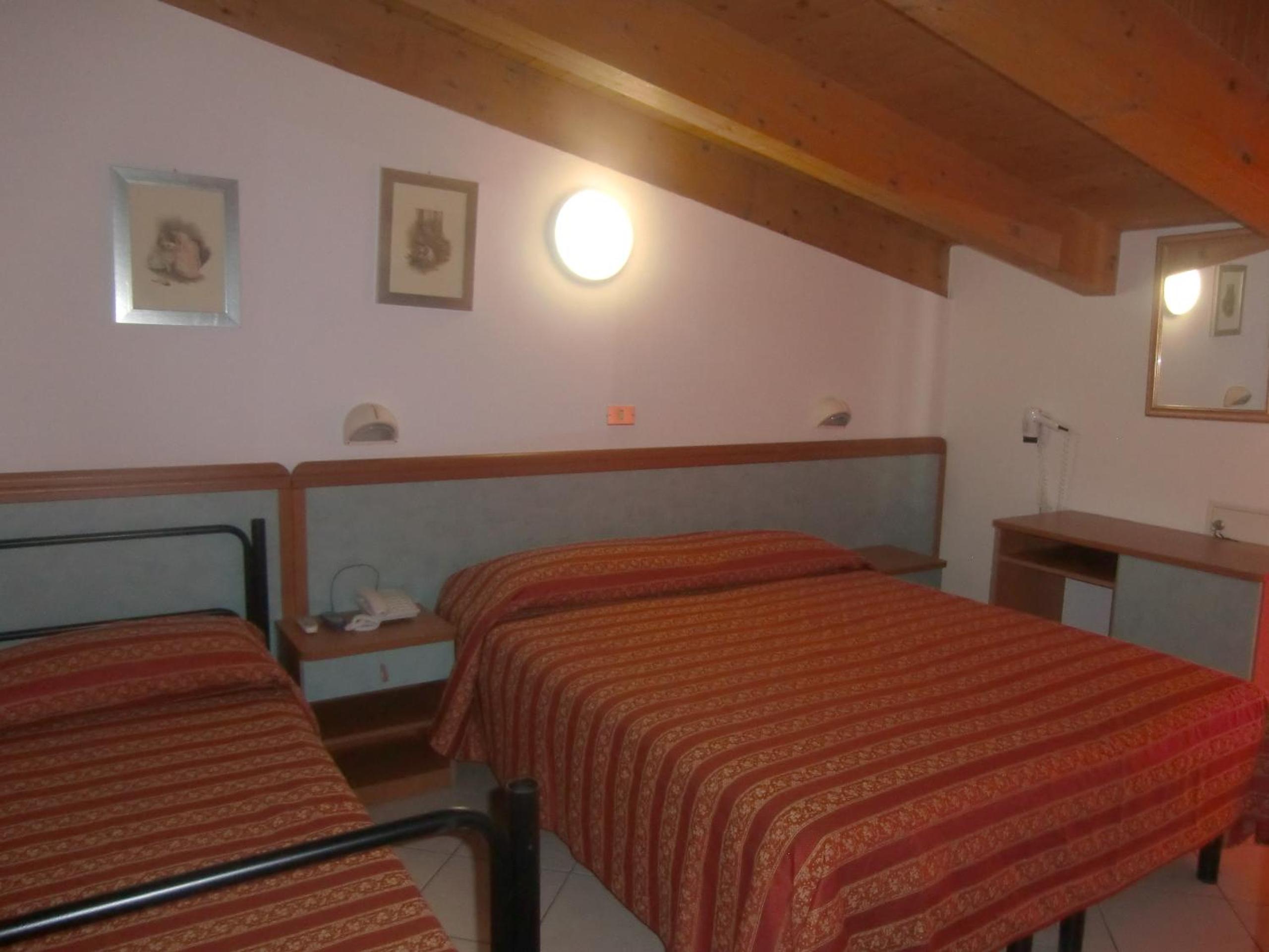 Triple Room photo 1