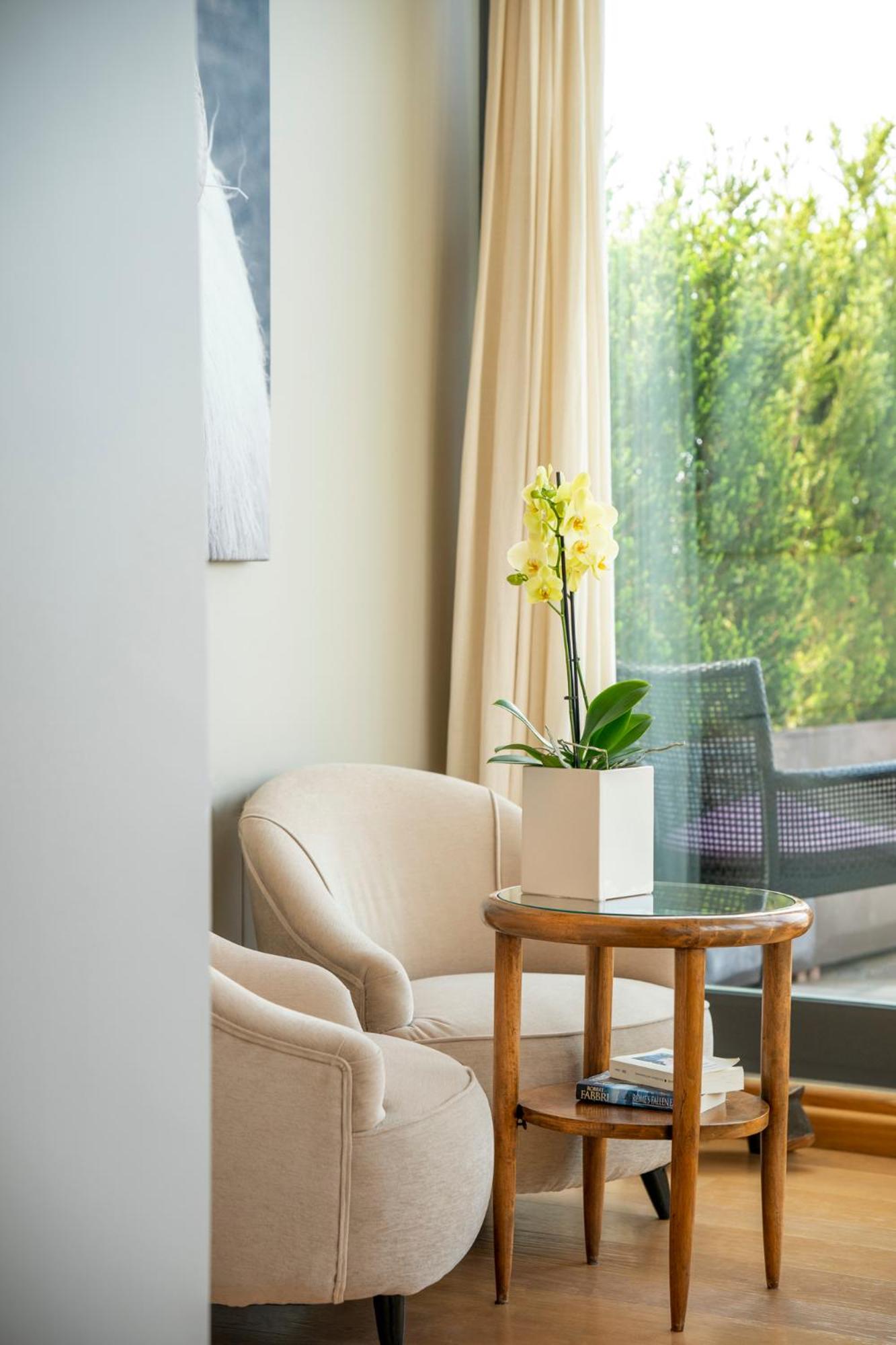 Junior Suite with Terrace - Photo 11