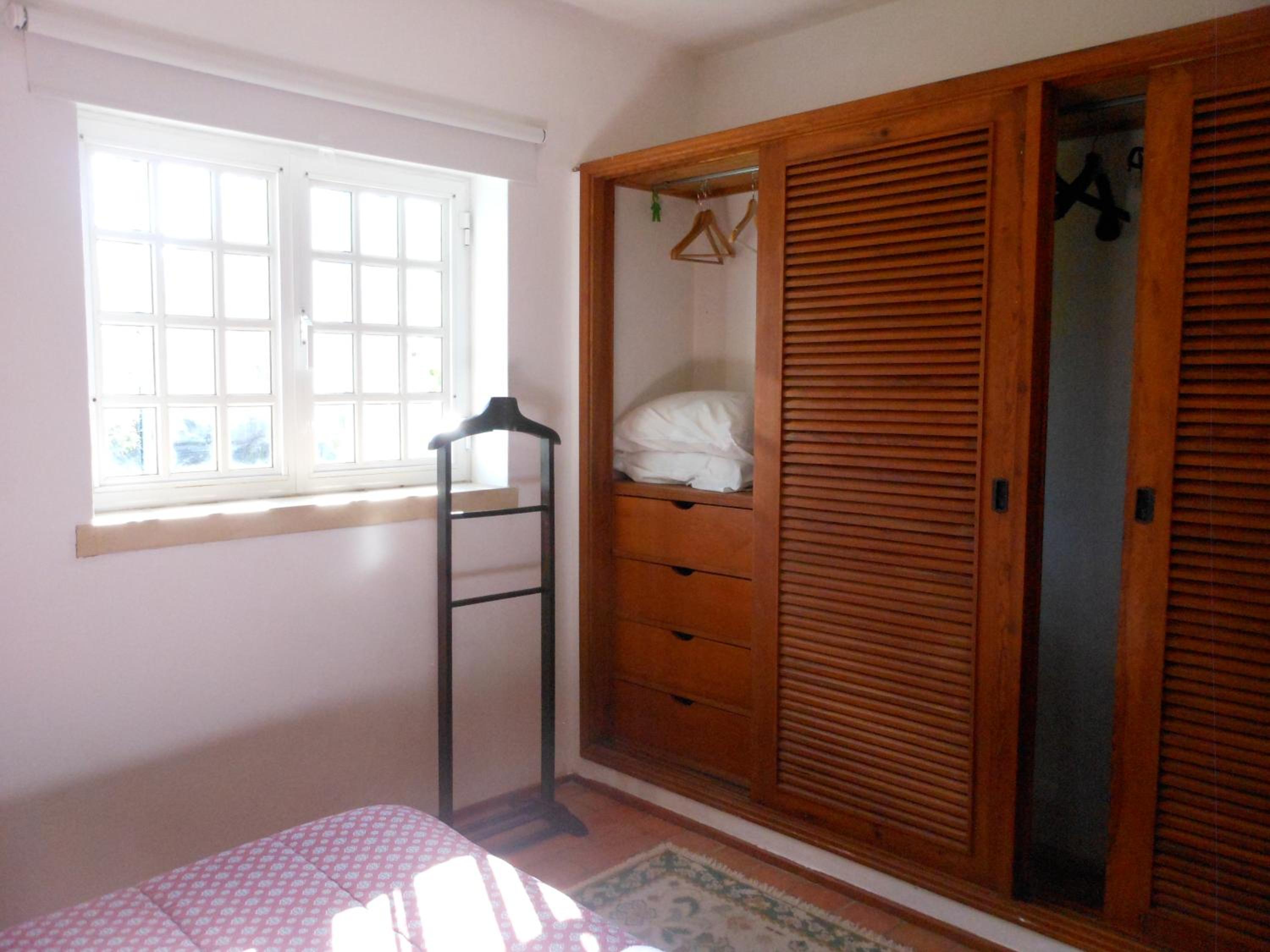 Two-Bedroom House photo 3