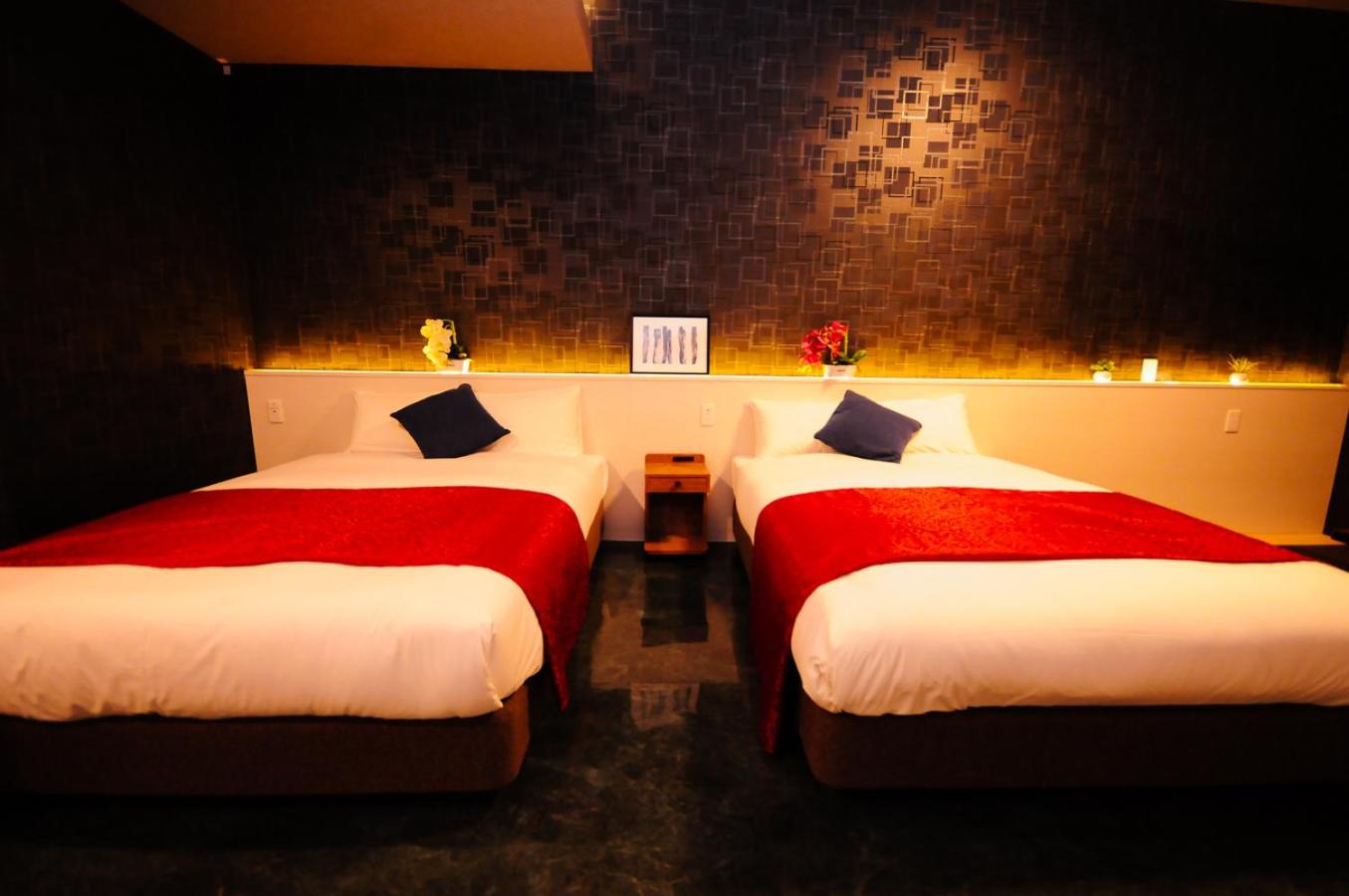 Deluxe Suite - Photo 1
