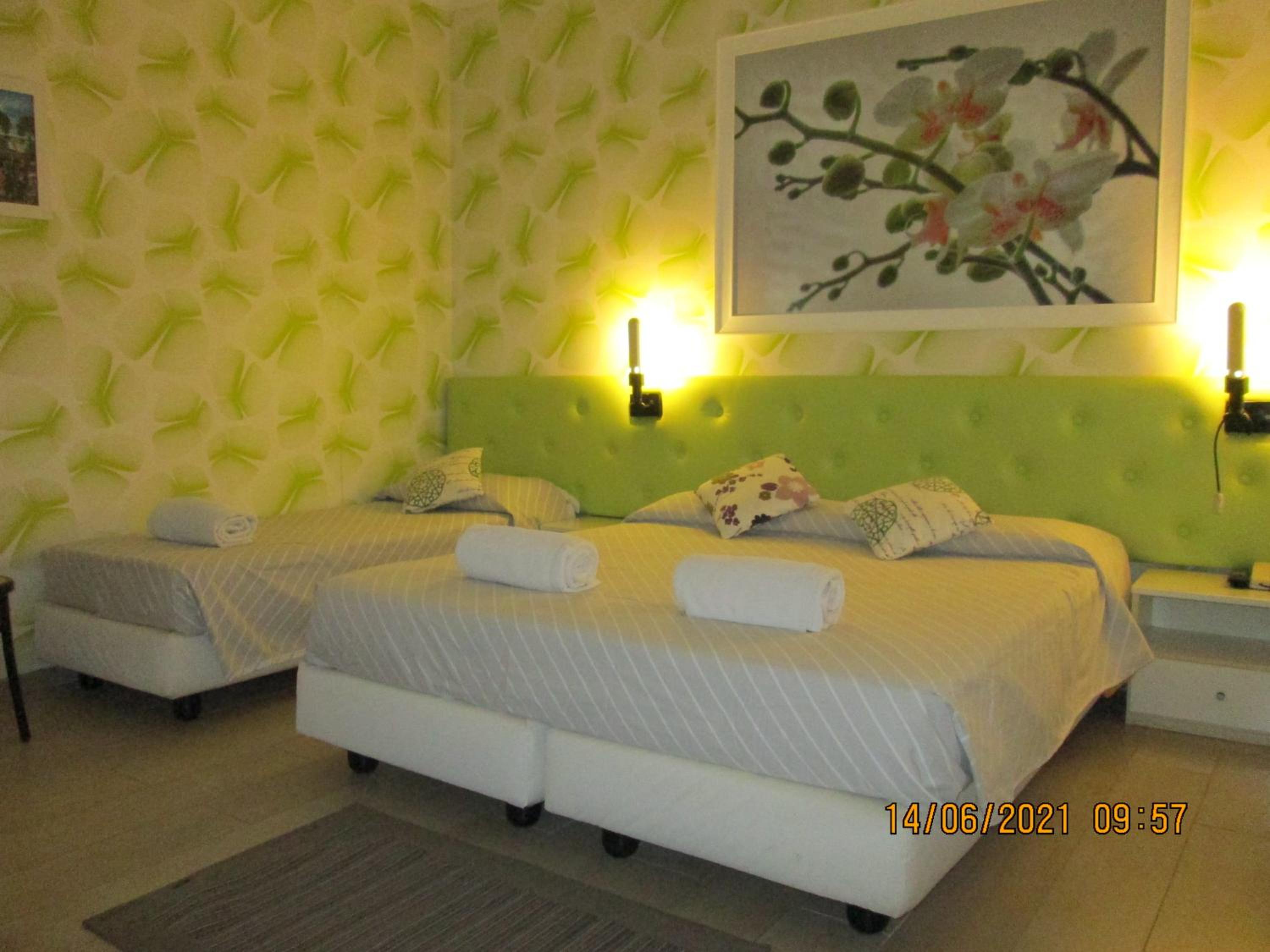 Camera Matrimoniale con Letto Supplementare