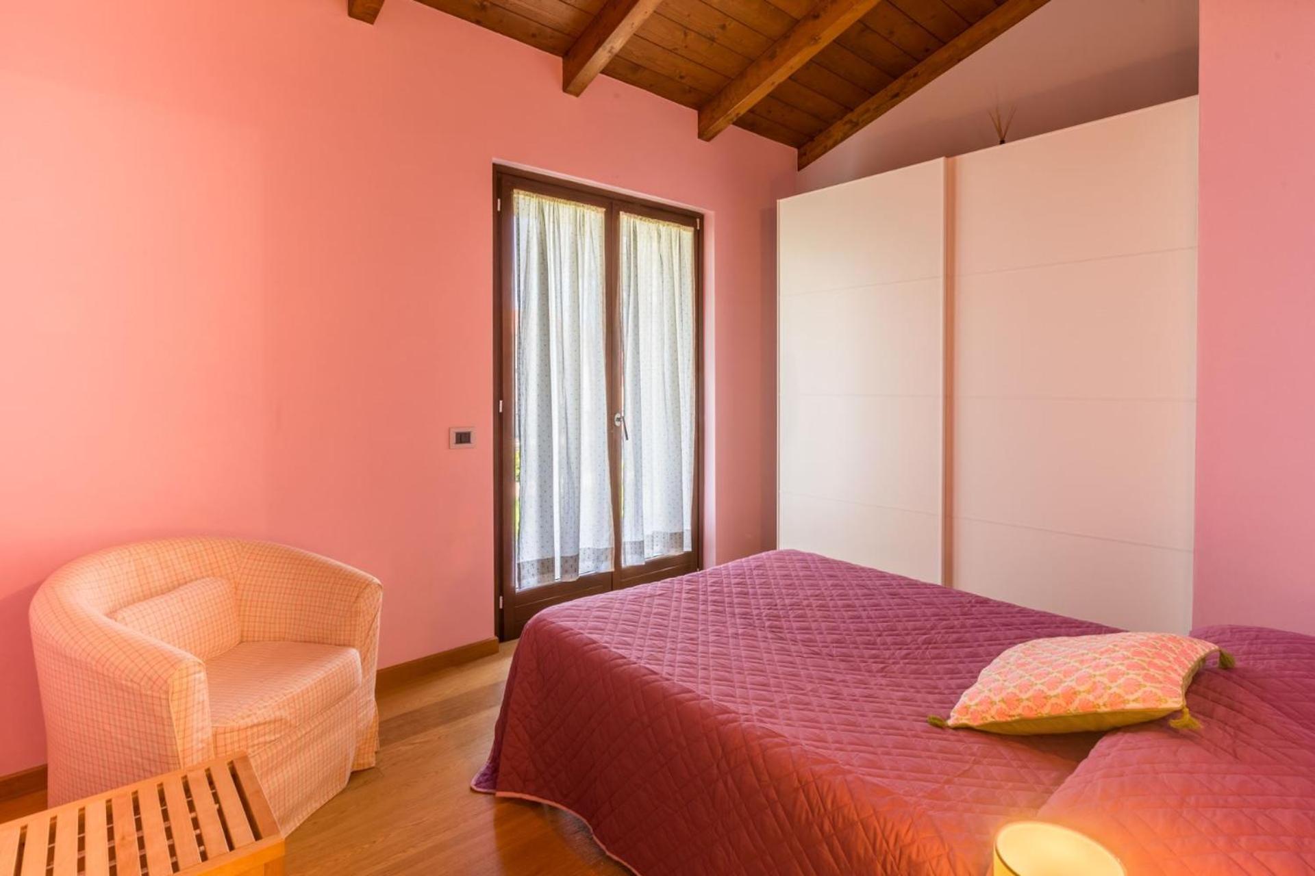 Villa photo 2