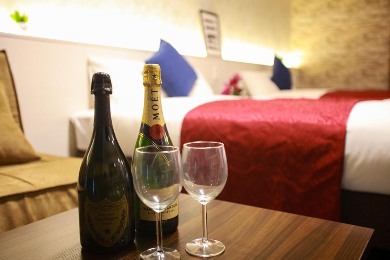 Executive Suite - Photo 8