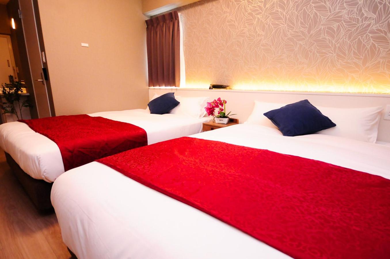 Twin Room - Photo 3