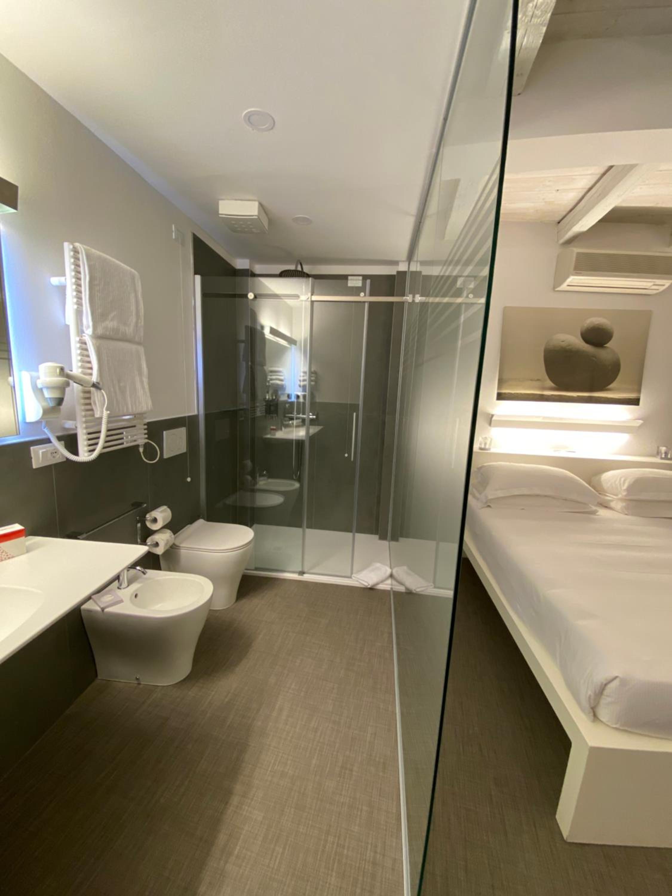 Suite photo 3