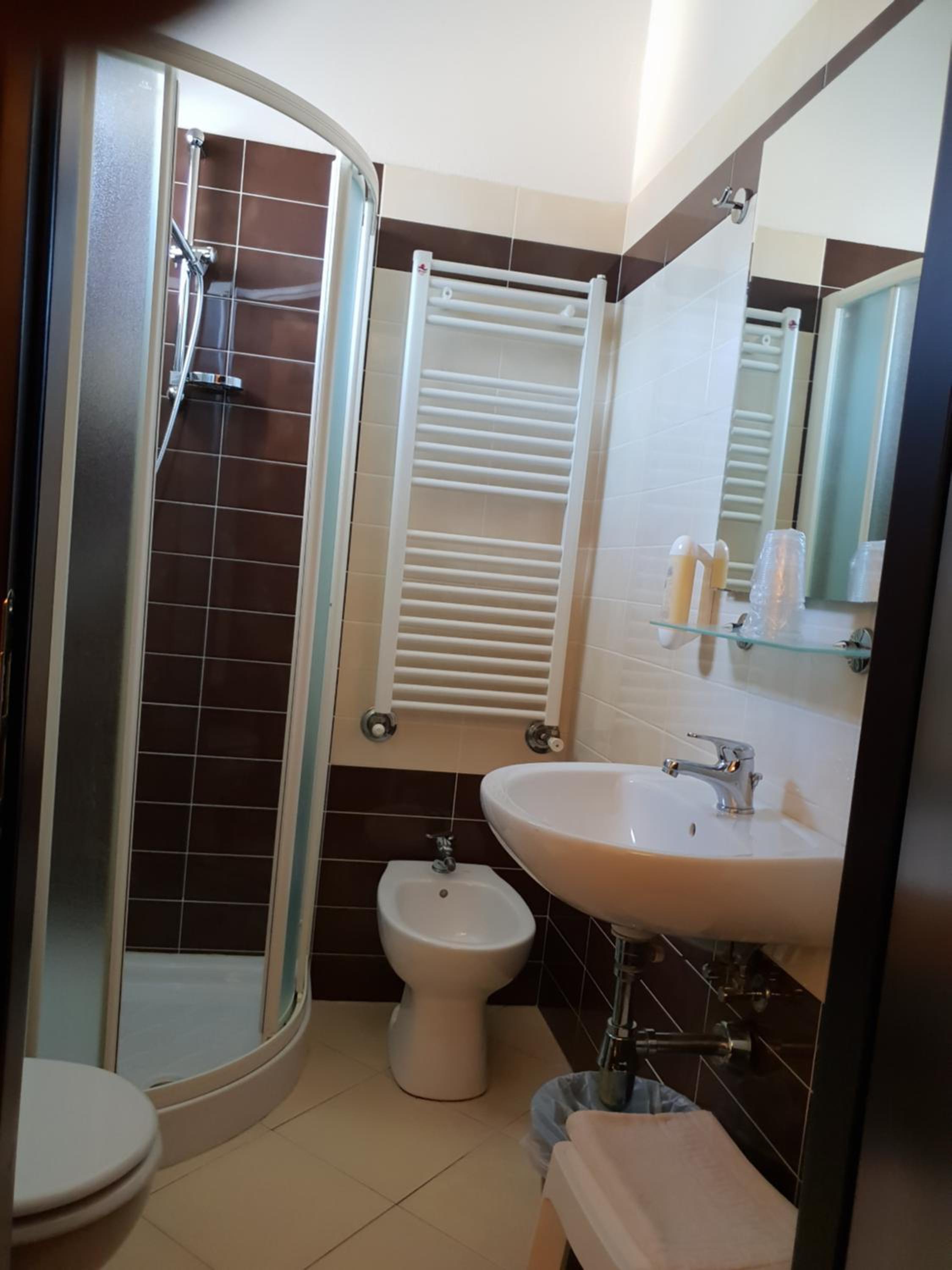 Superior Quadruple Room photo 2