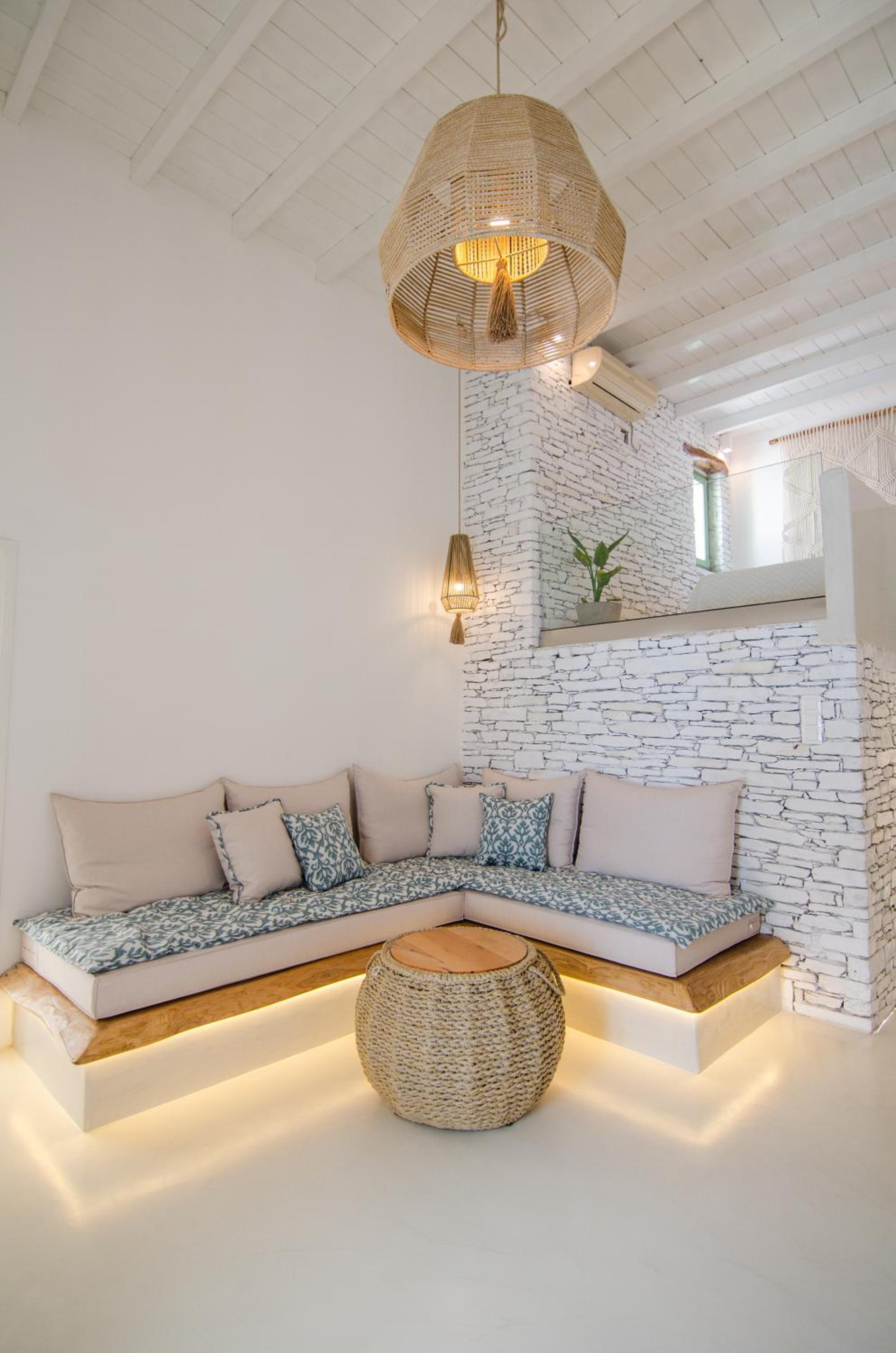 Villa with Private Pool photo 2