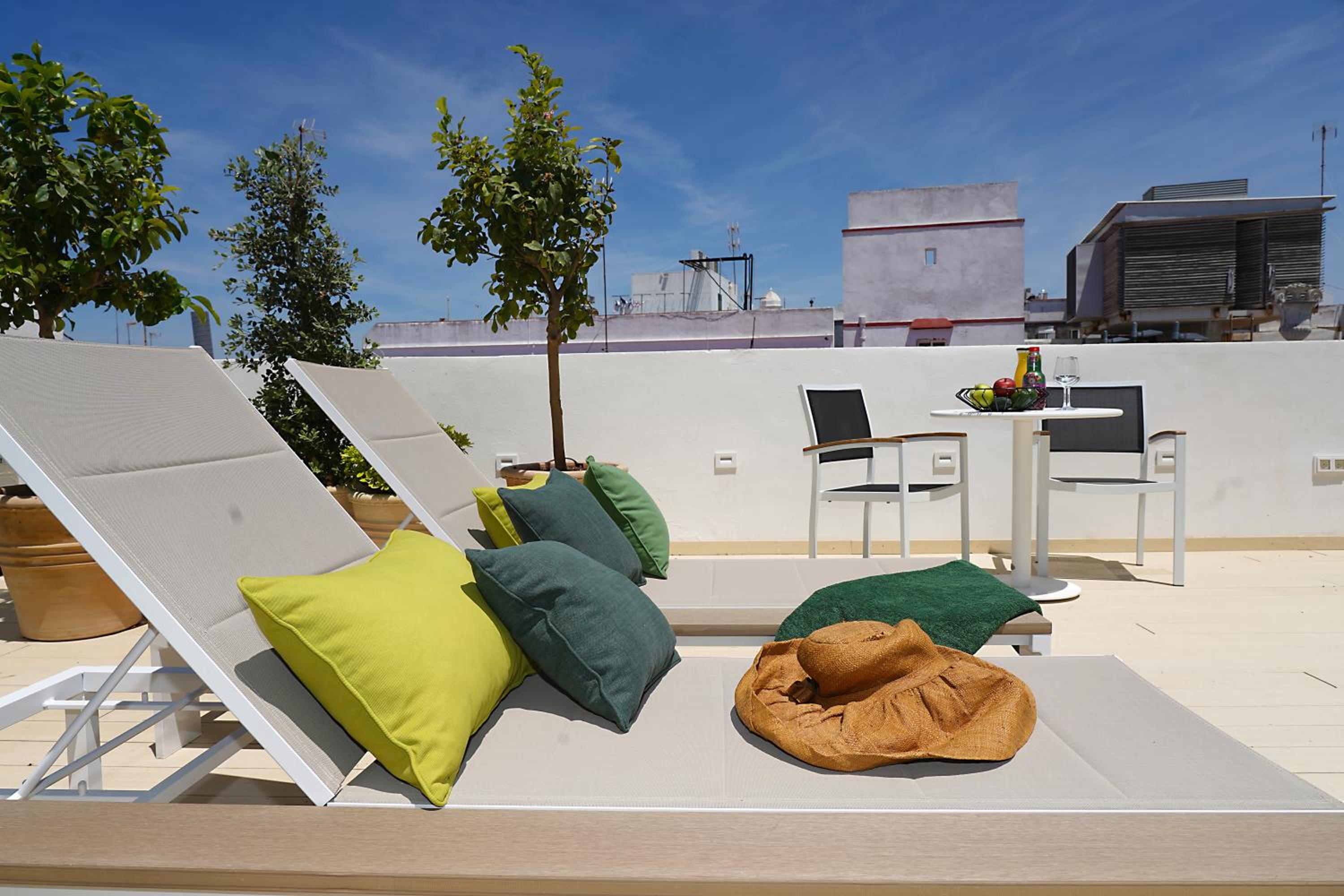 Penthouse Apartment - Photo 16