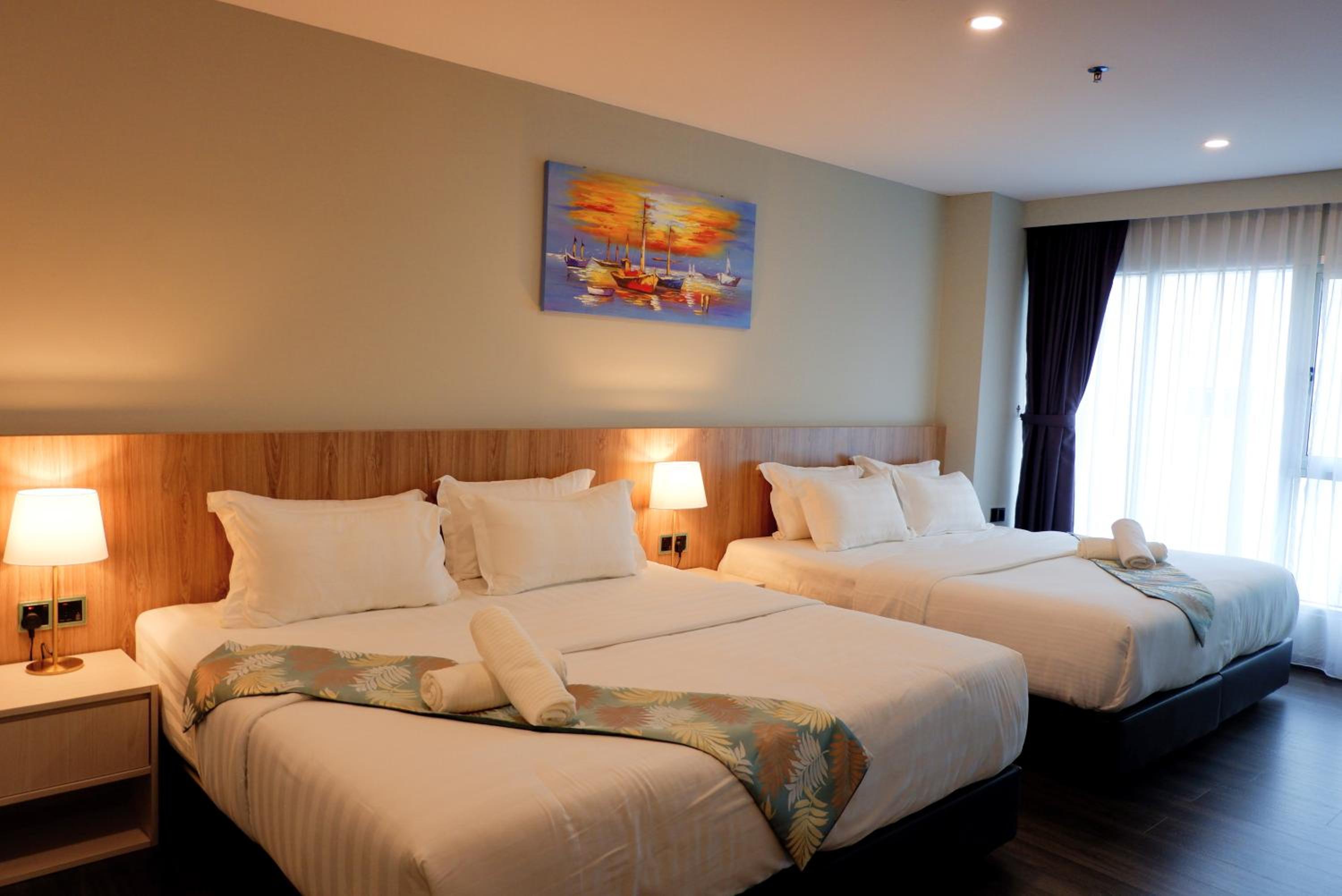 Superior King Suite