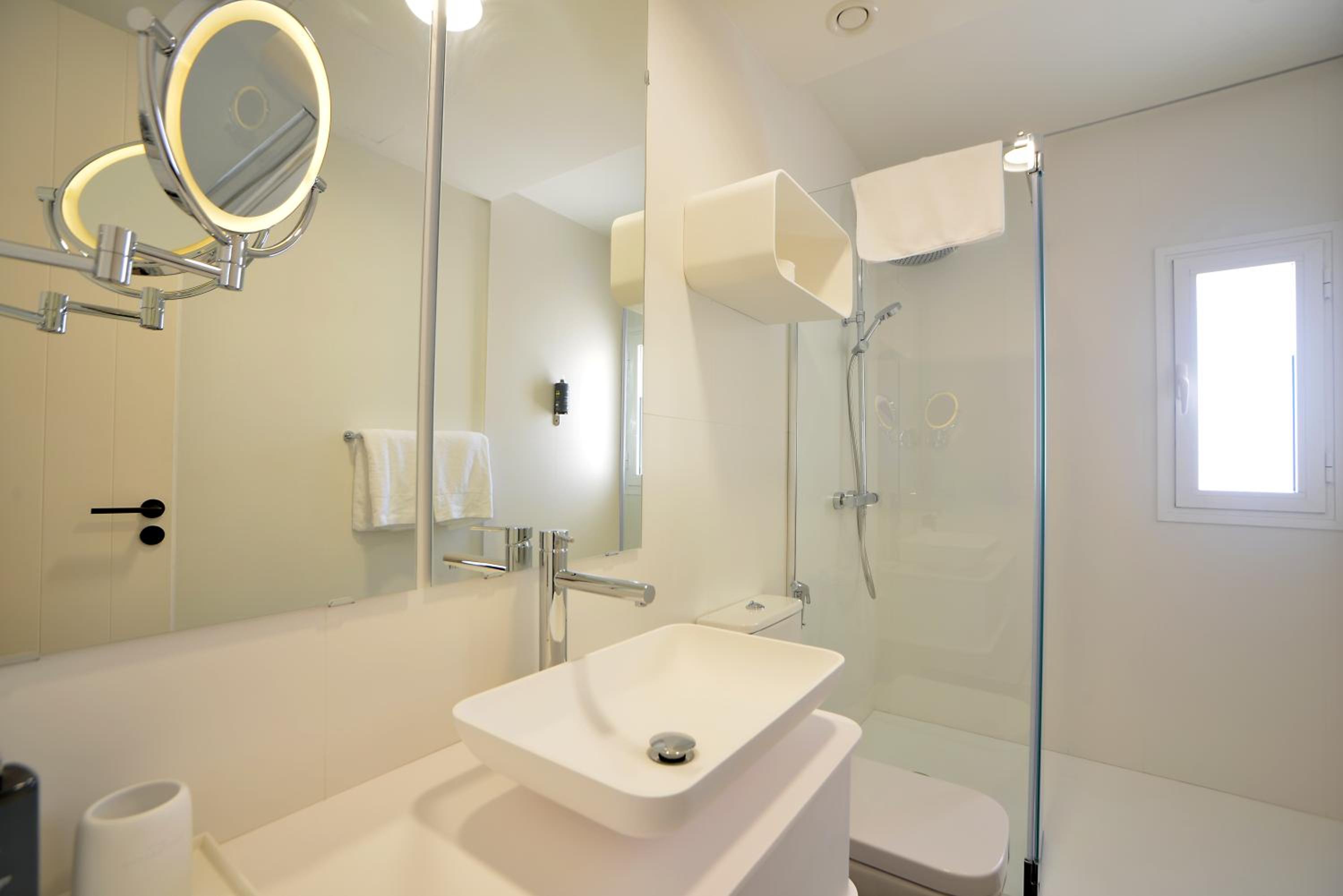 Penthouse Apartment - Photo 15