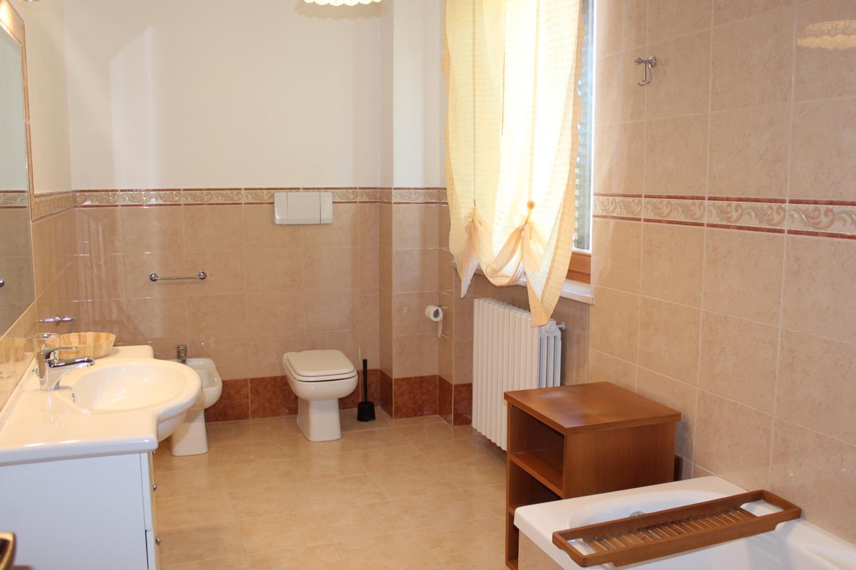 Three-Bedroom Apartment photo 1
