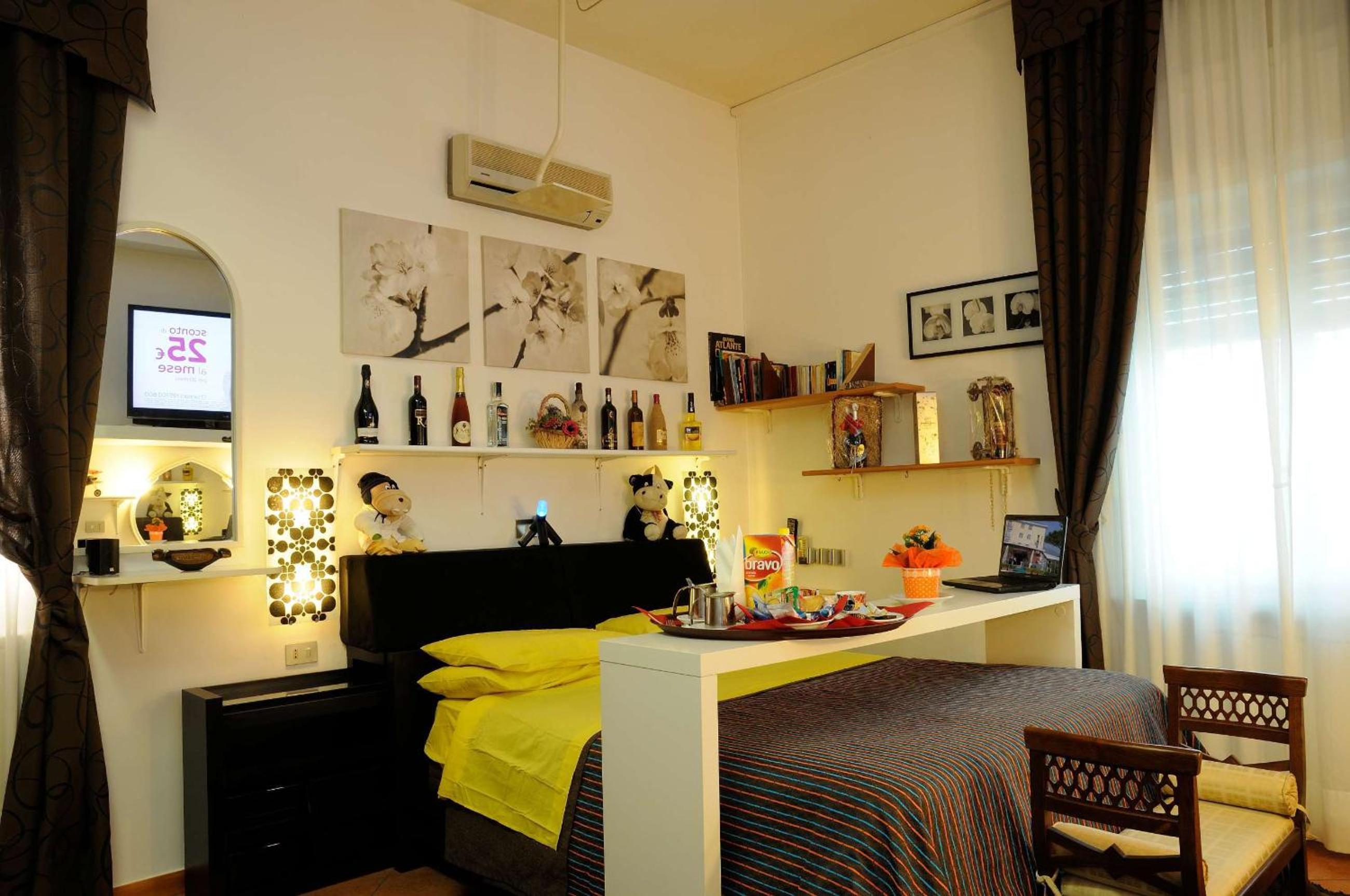 Double or Twin Room - Photo 22