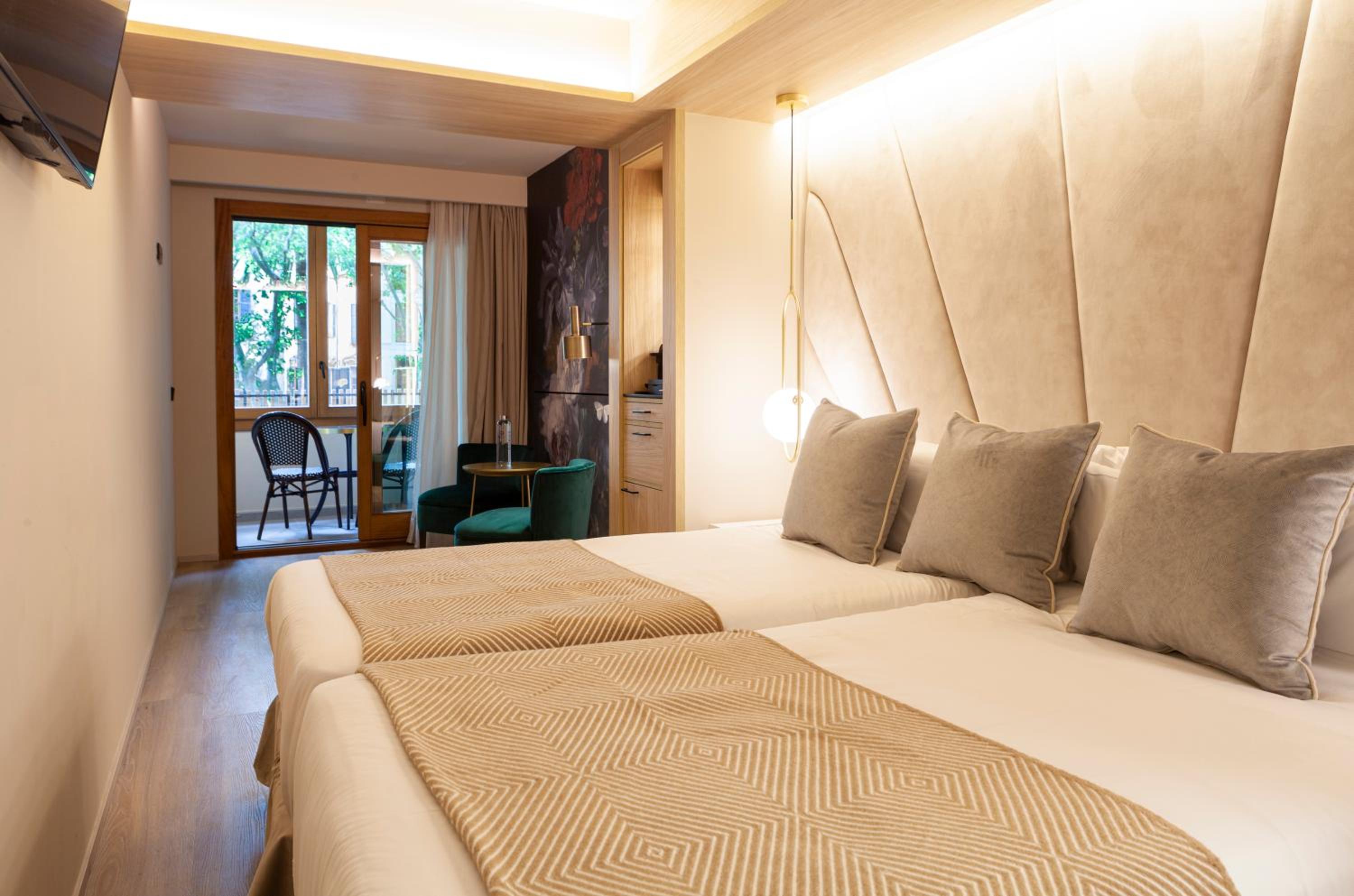 Princess Junior Suite - Photo 9