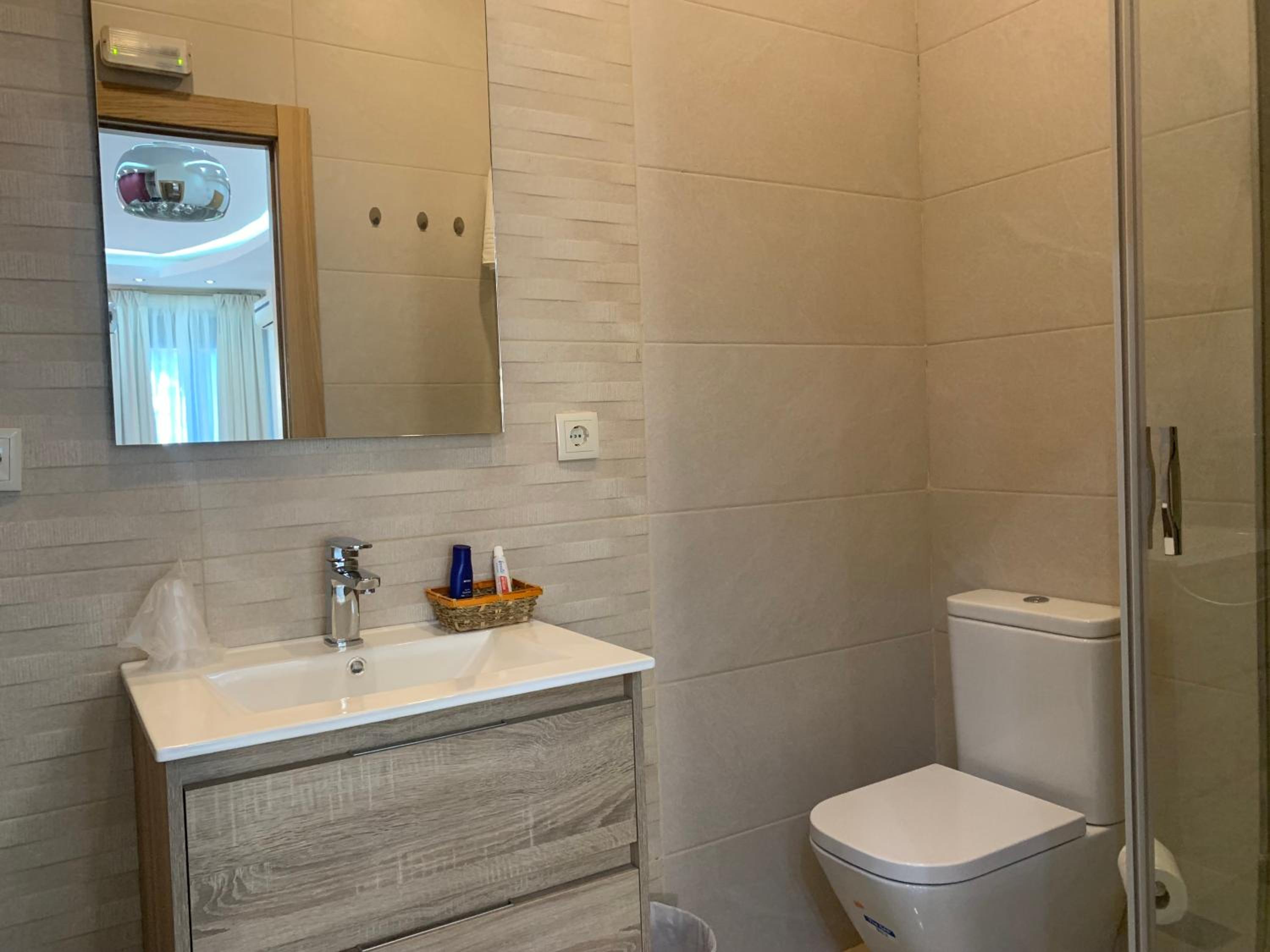 Triple Room with City View photo 2