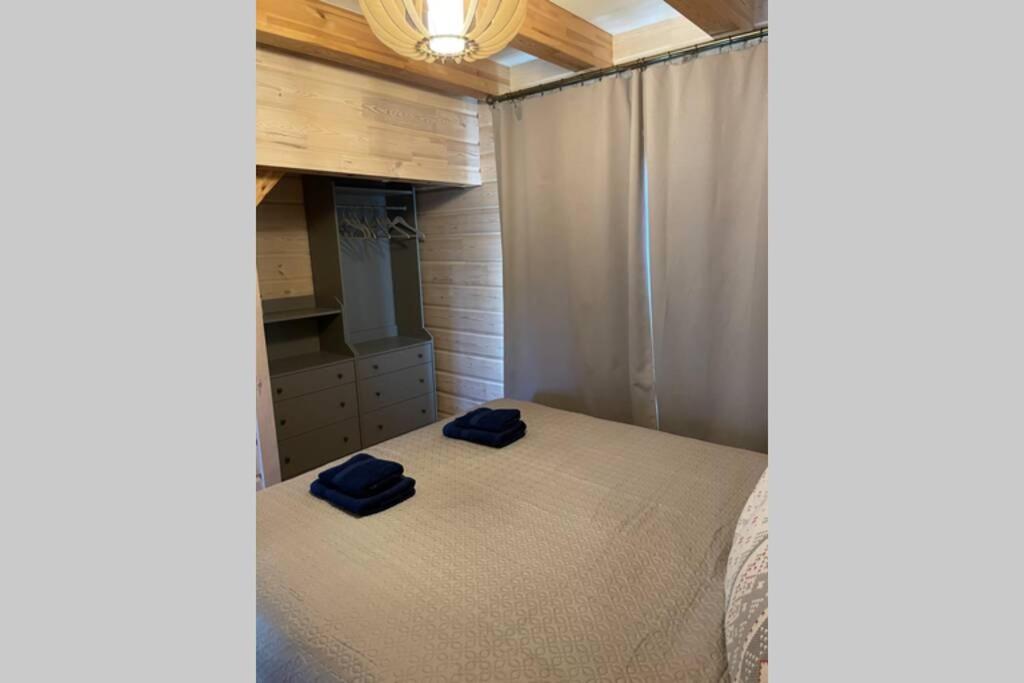 One-Bedroom House - Photo 26