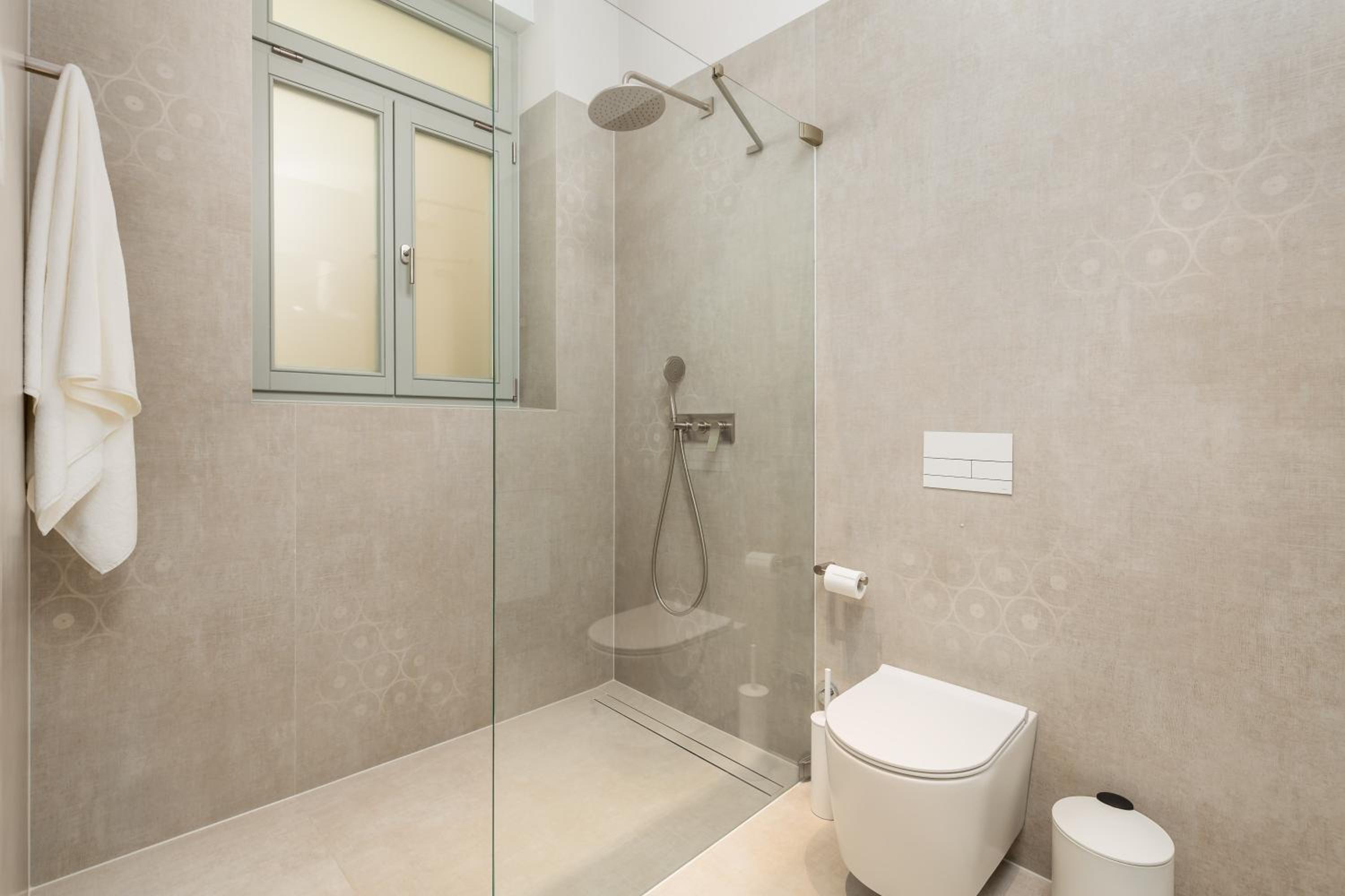 Two-Bedroom Apartment - Photo 12