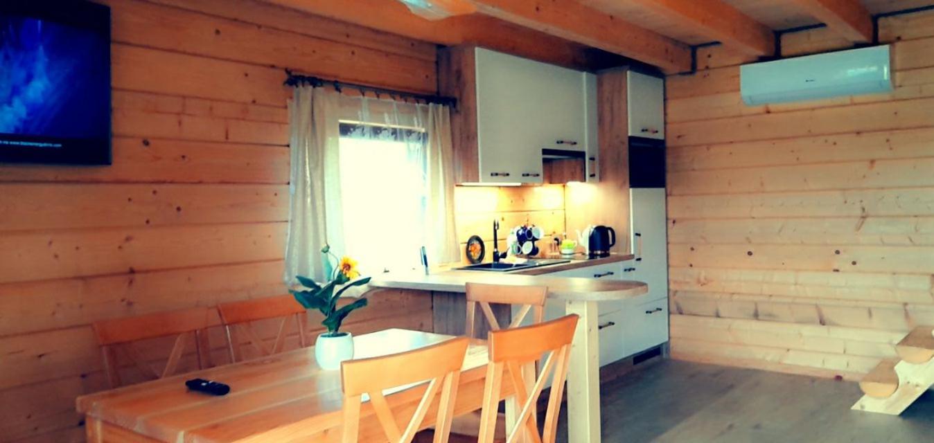 Three-Bedroom House photo 1