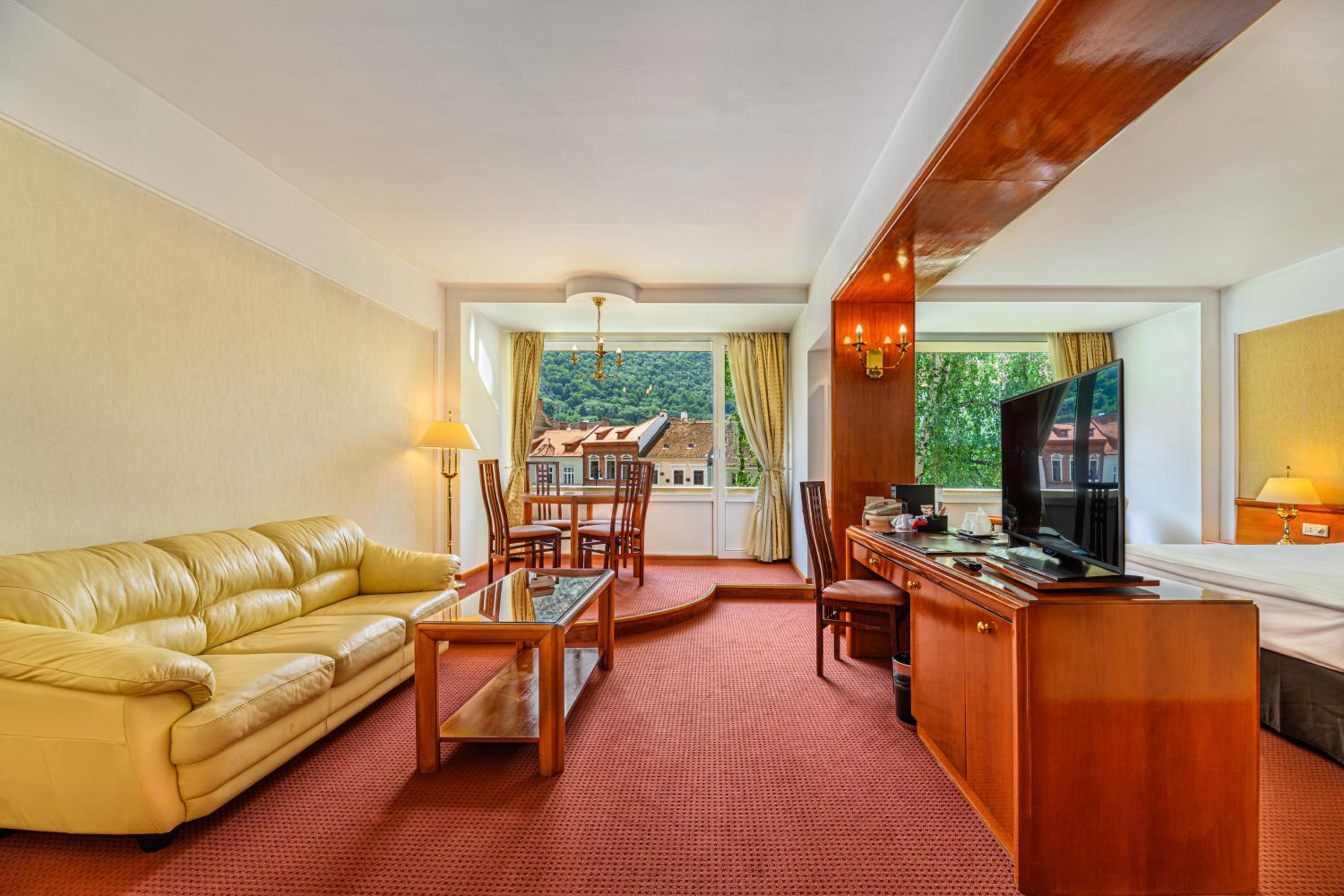 Junior Suite with Spa Access photo 2