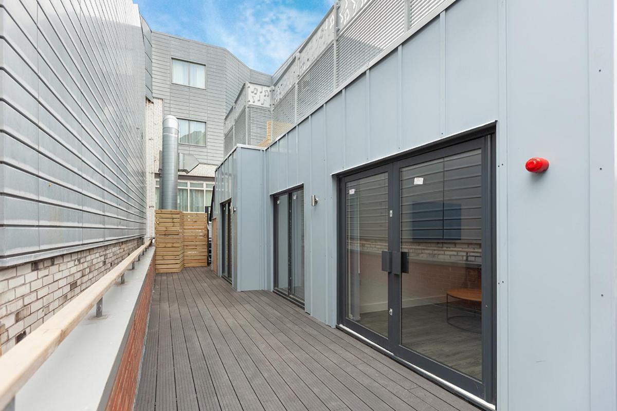 Rooftop Terrace Apartment - Photo 15